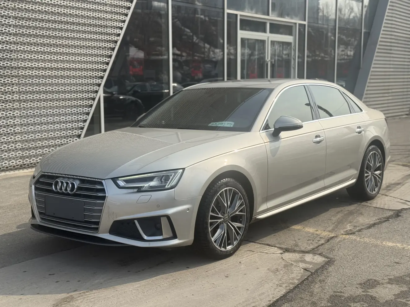 Audi A4L