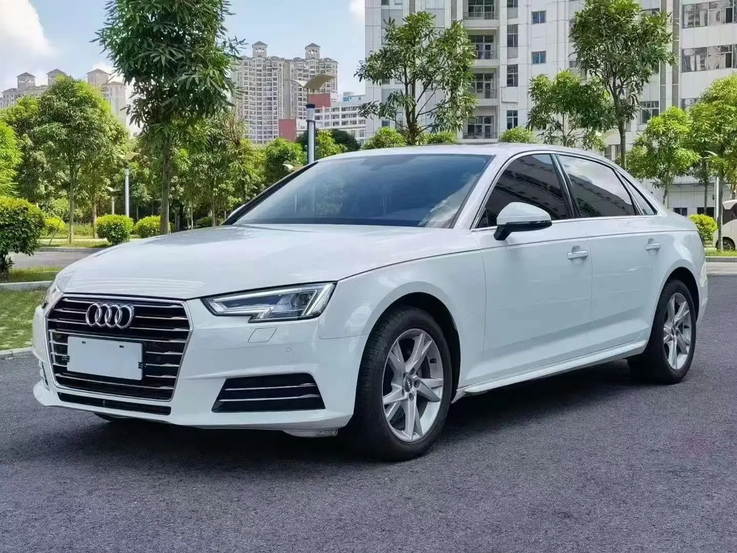 Audi A4L