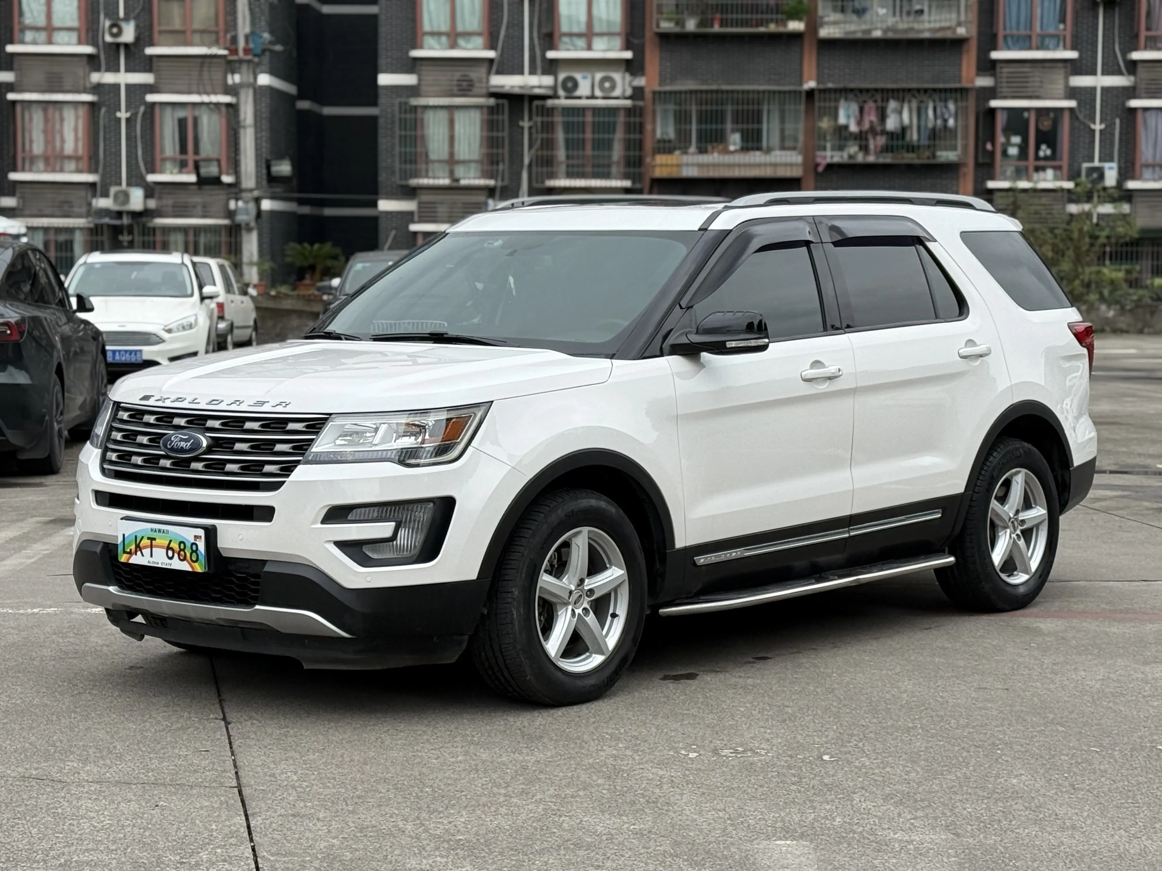 Ford Explorer  из Китая