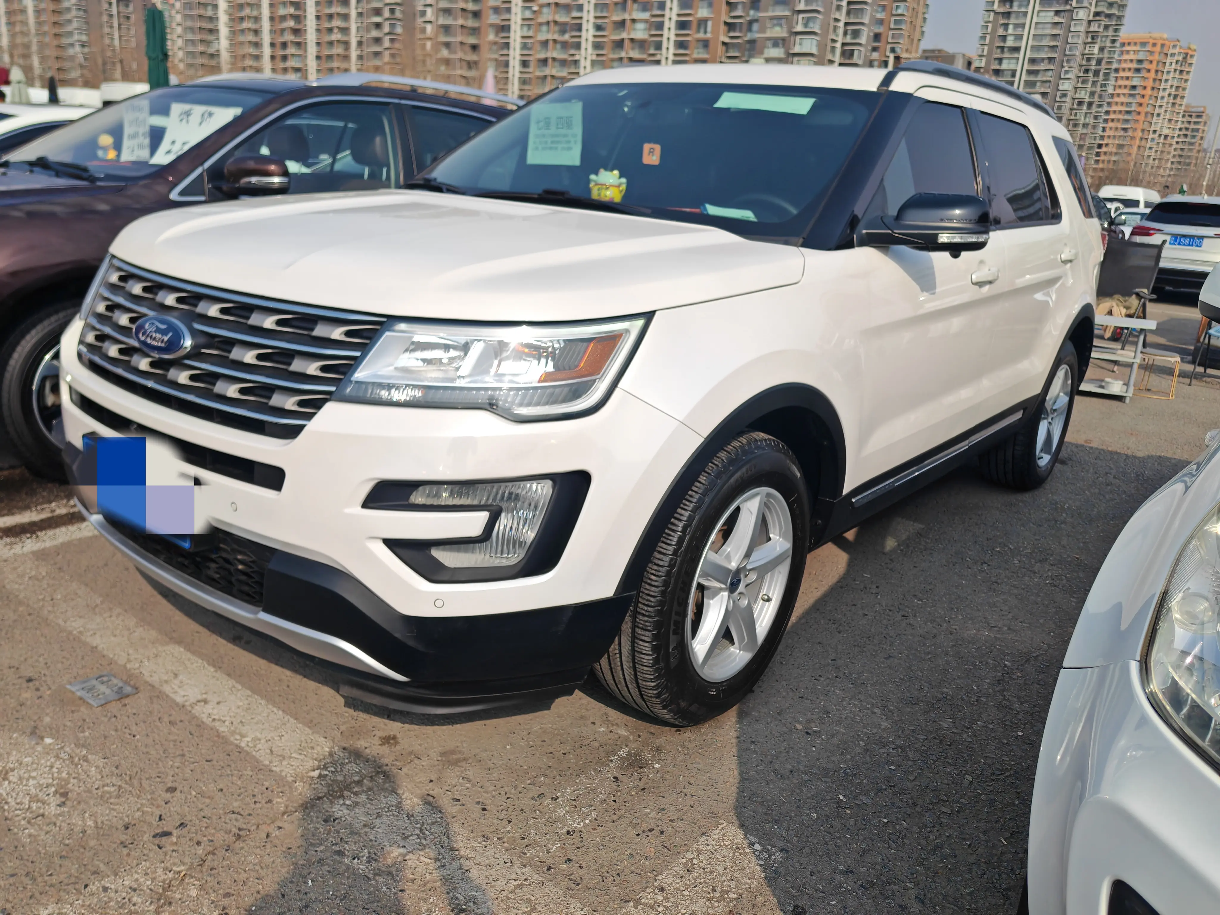 Ford Explorer  из Китая