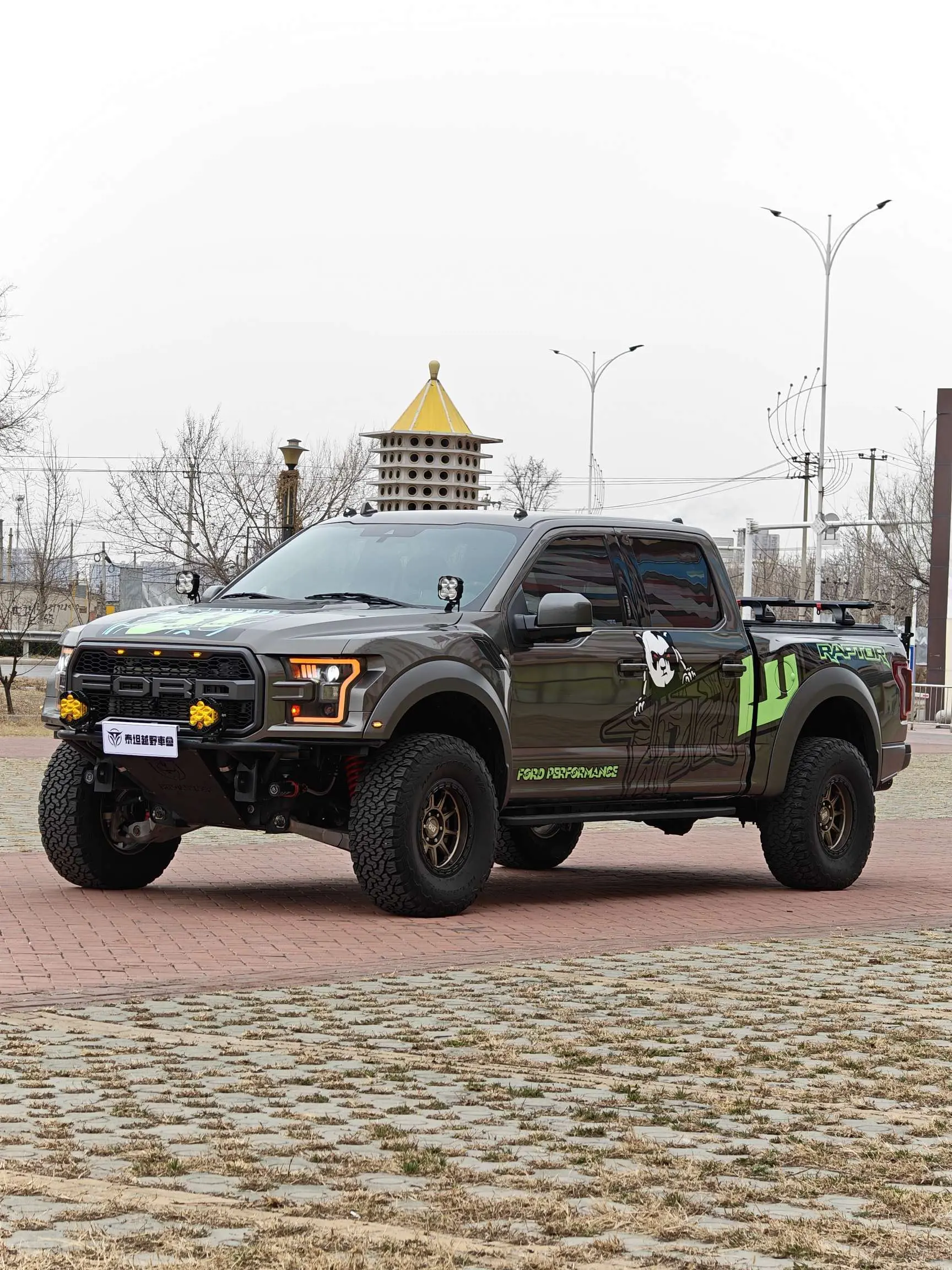 Ford F-150 Raptor  из Китая
