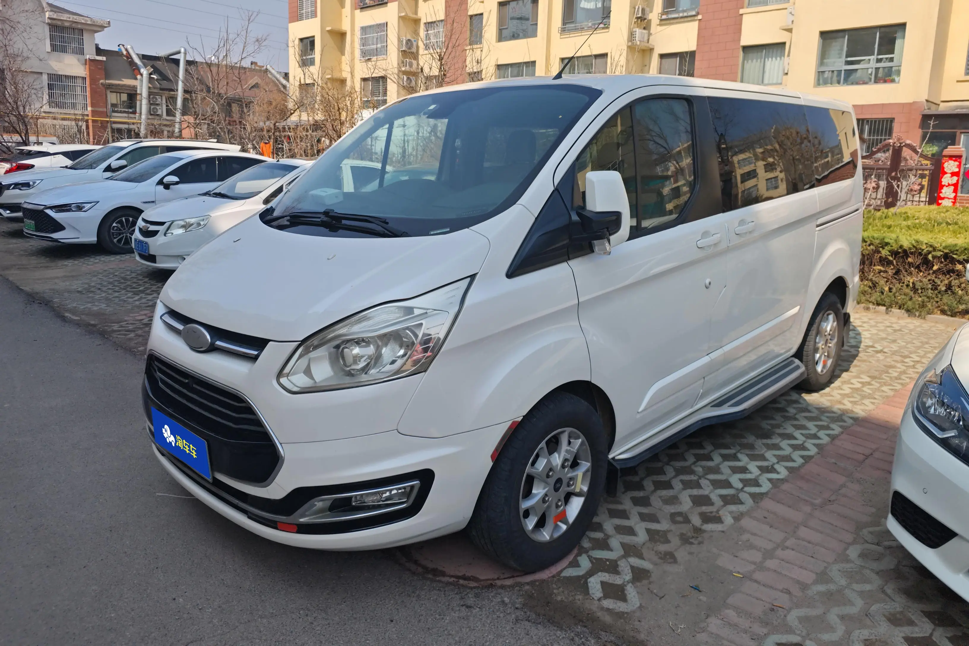Ford Toureo