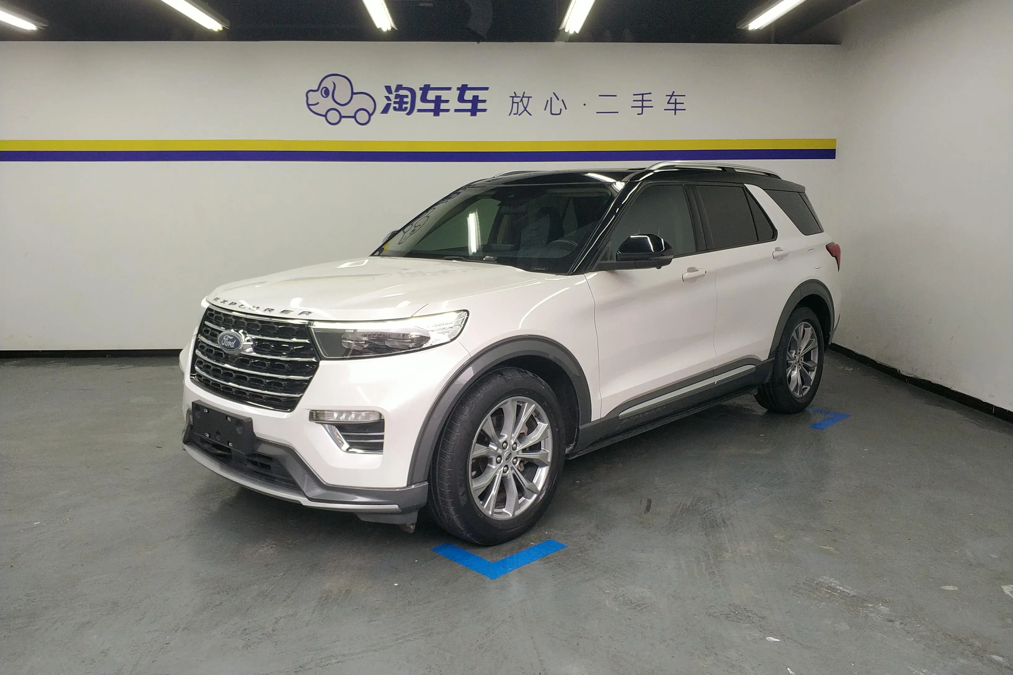 Ford Explorer  из Китая