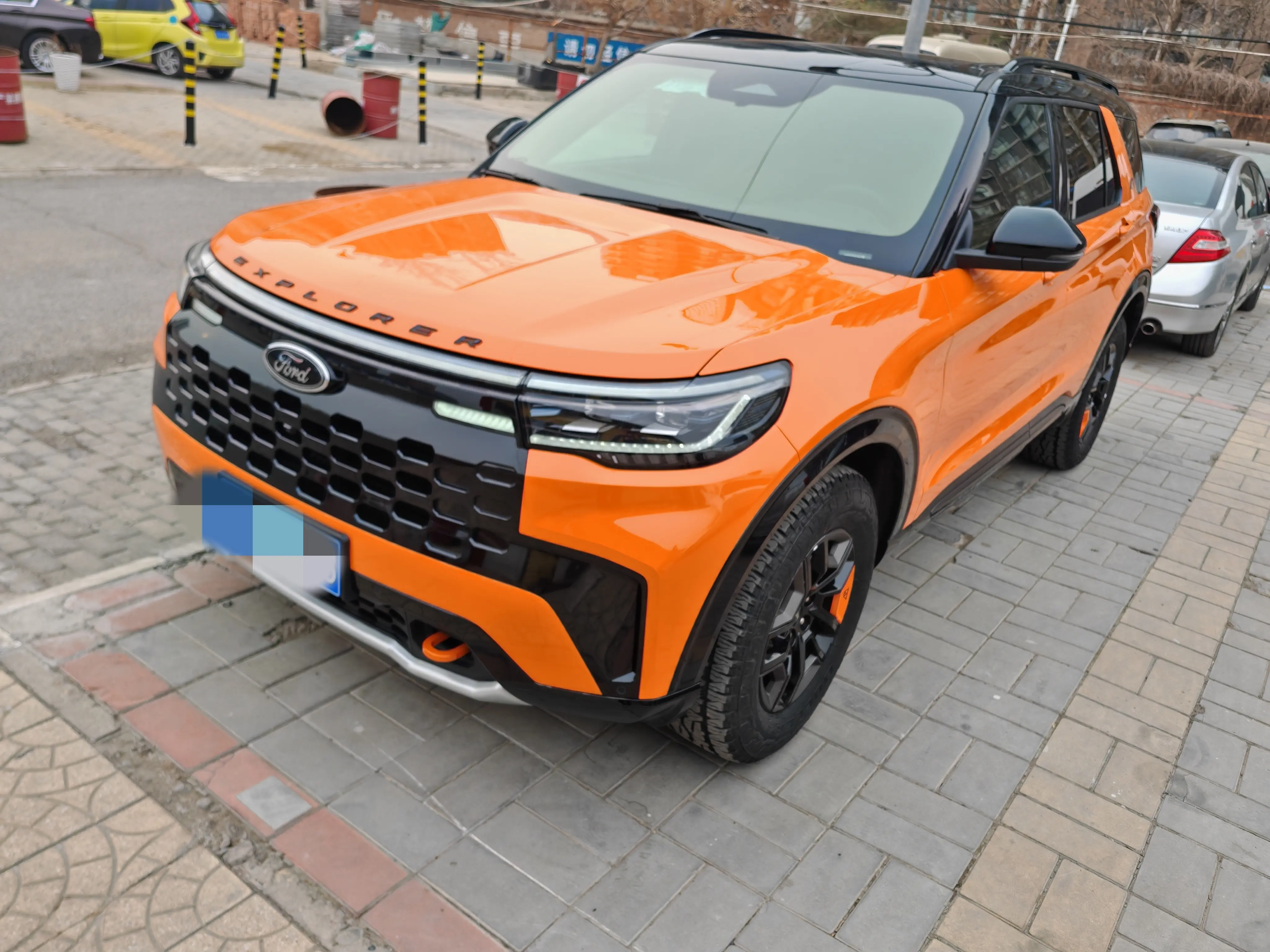 Ford Explorer