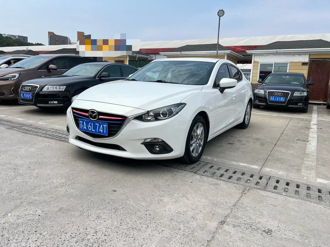 Mazda Axela