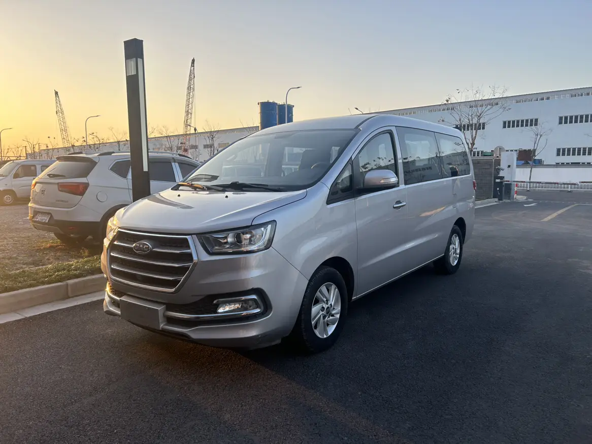 JAC Ruifeng M4