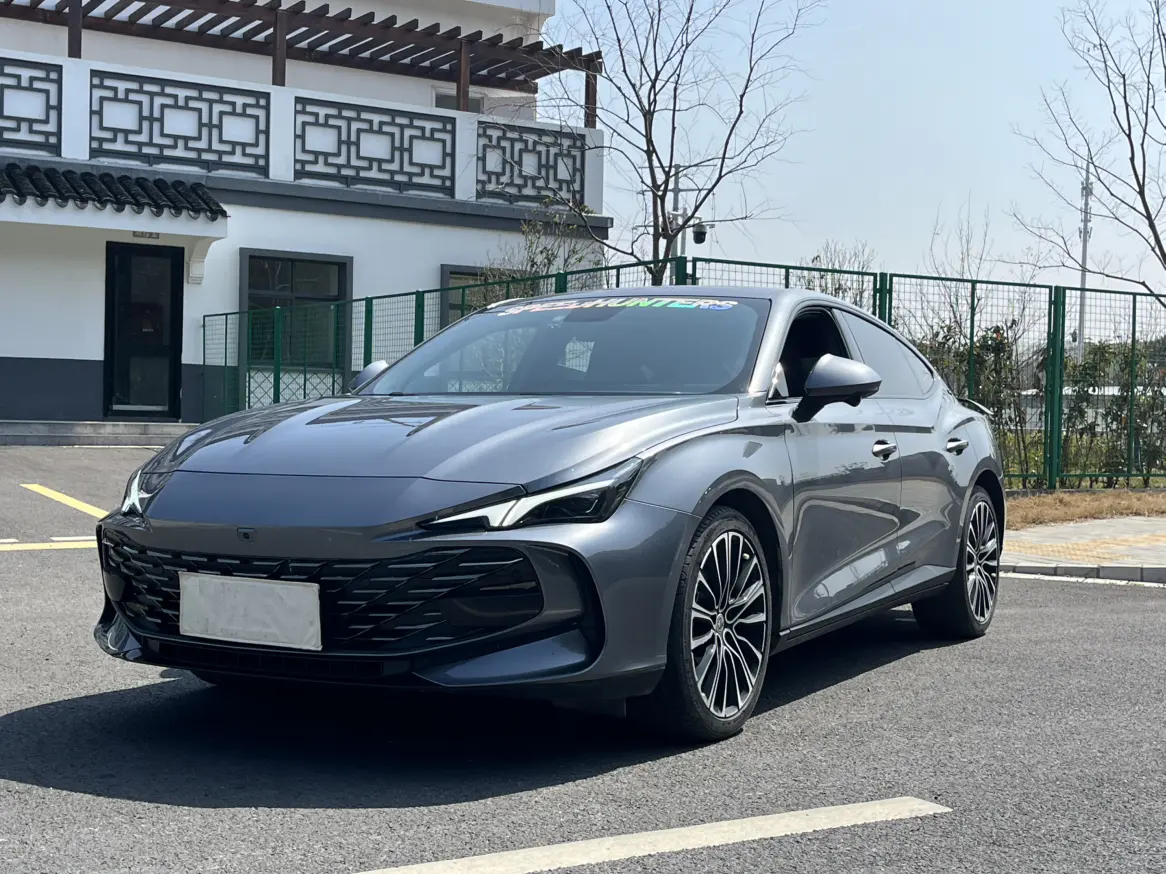 MG 7  из Китая