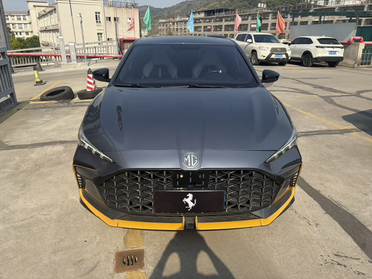 MG 6  из Китая