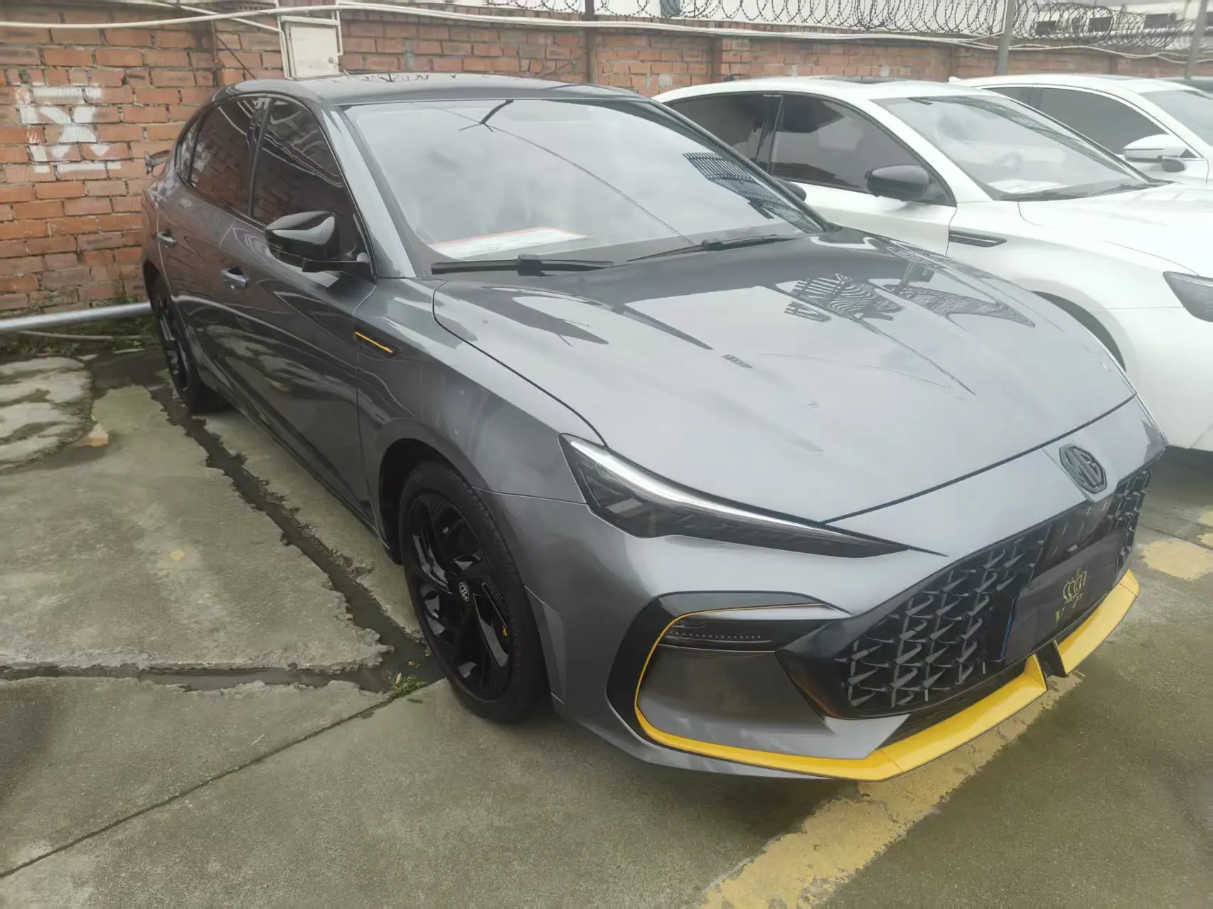 MG 6  из Китая