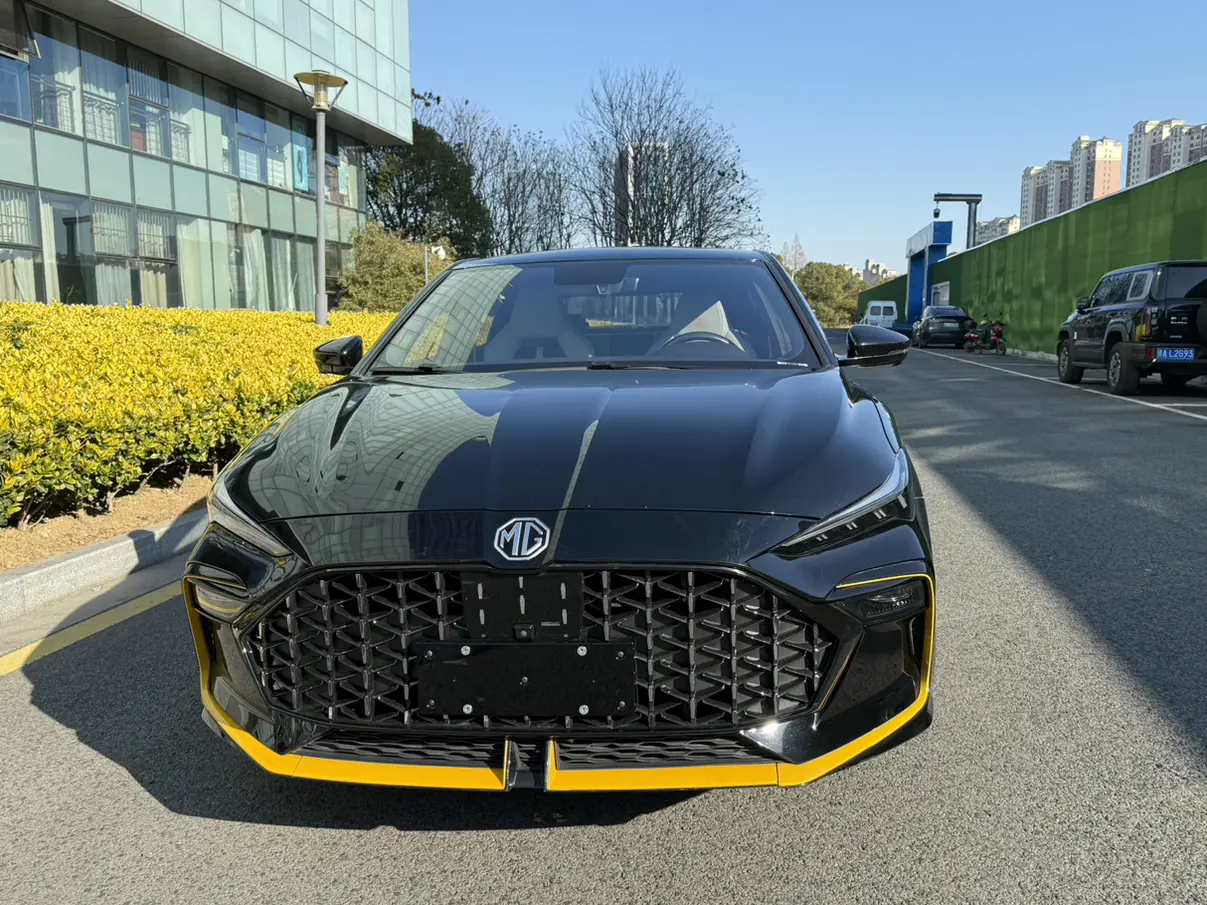 MG 6  из Китая