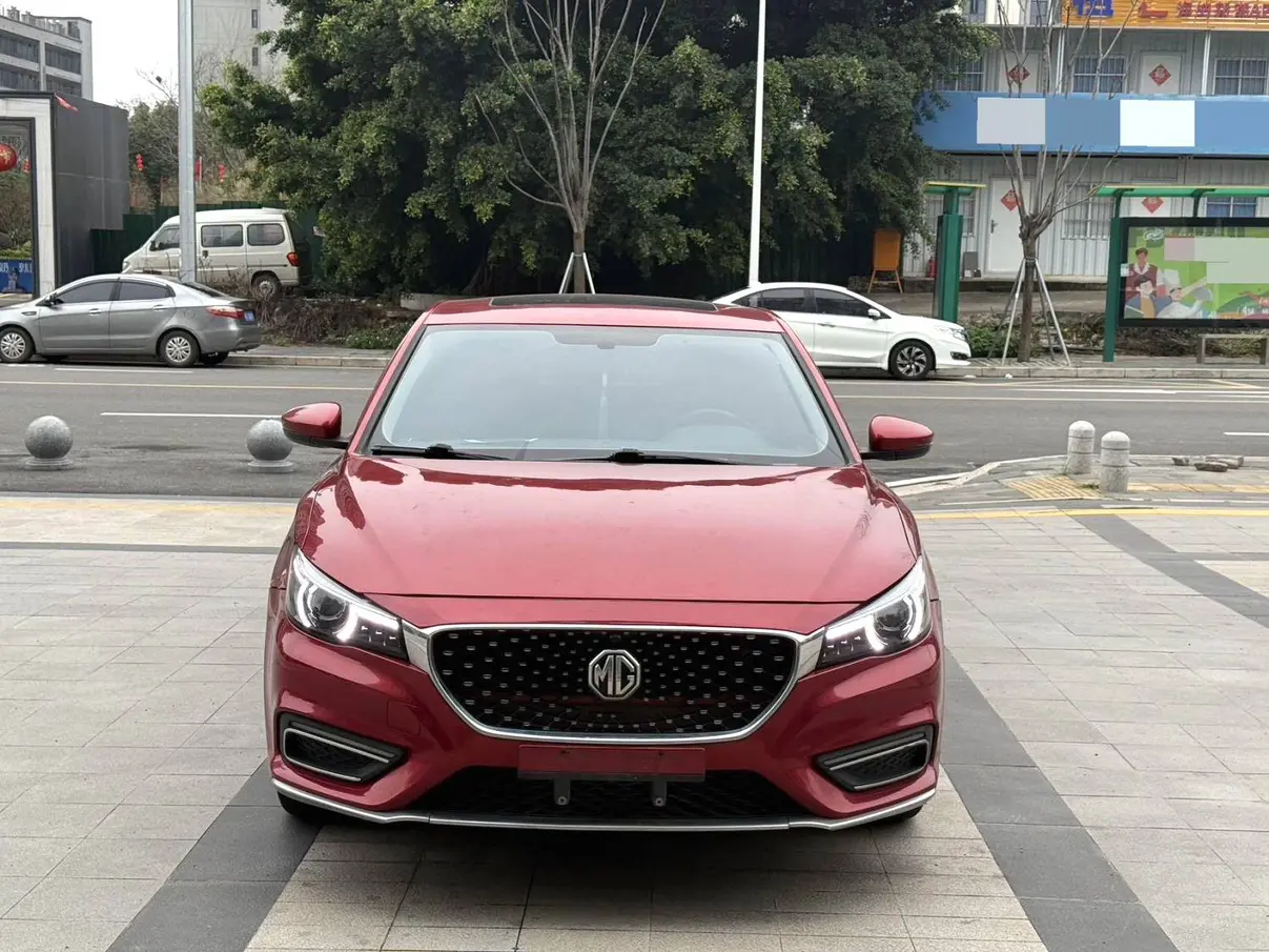 MG 6  из Китая