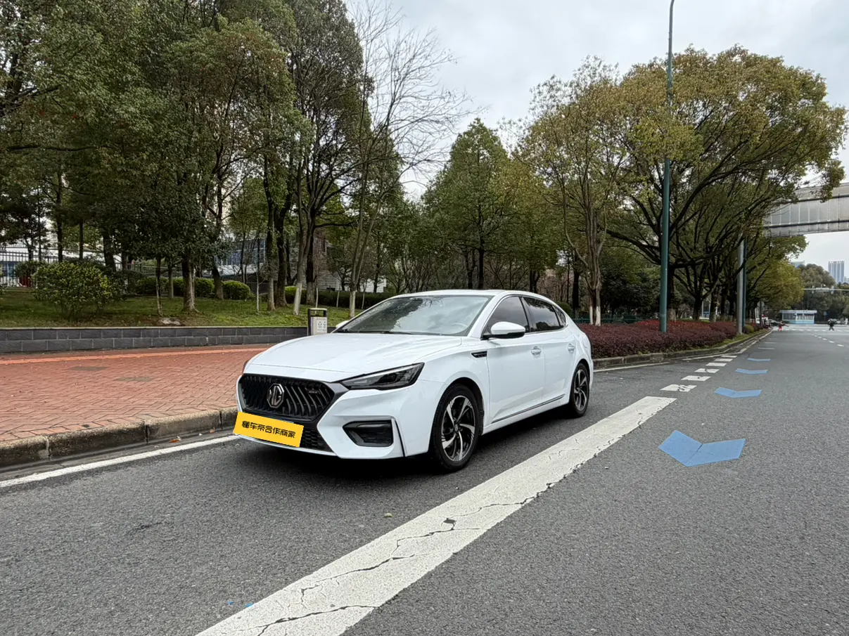 MG 6  из Китая