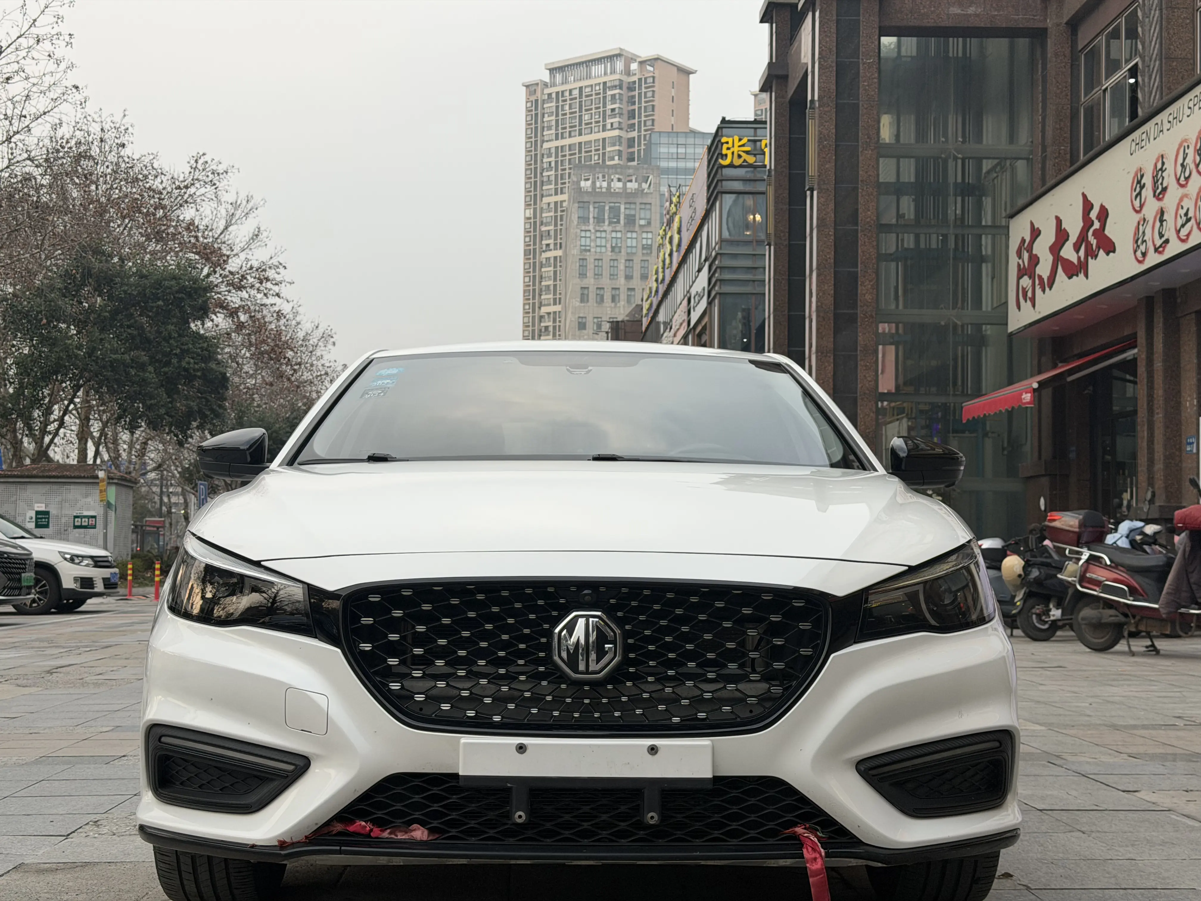 MG 6  из Китая