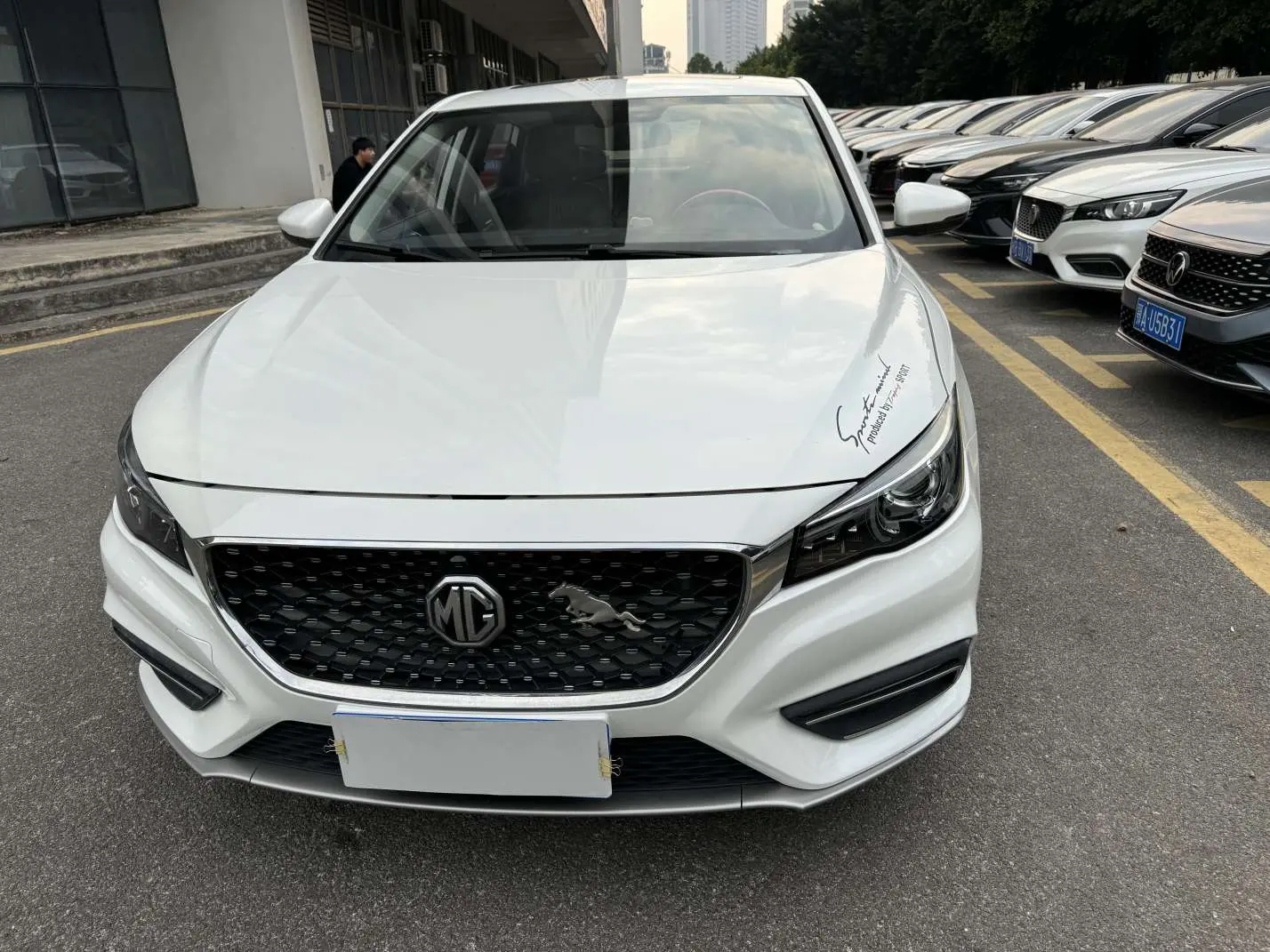 MG 6  из Китая