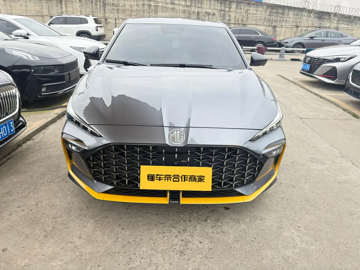 MG 6  из Китая