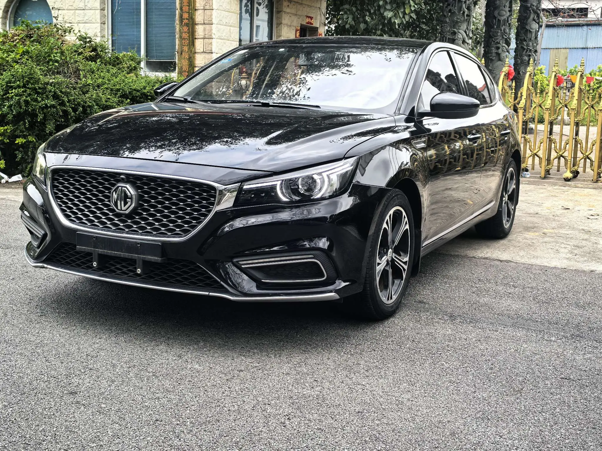 MG 6  из Китая