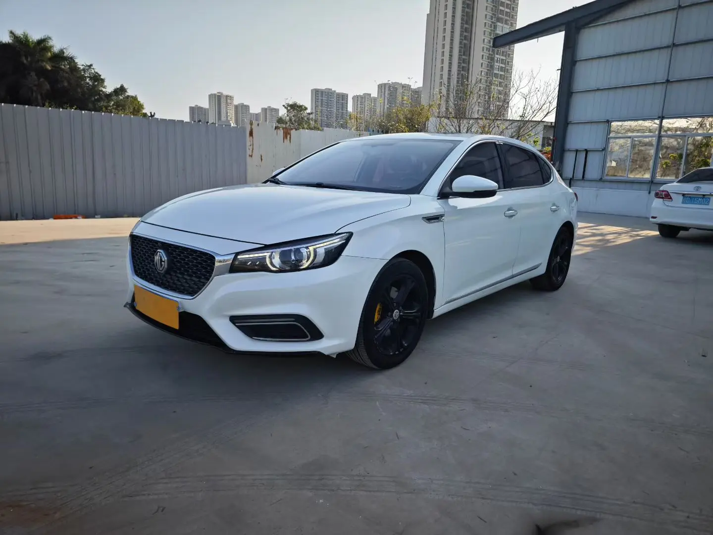 MG 6  из Китая