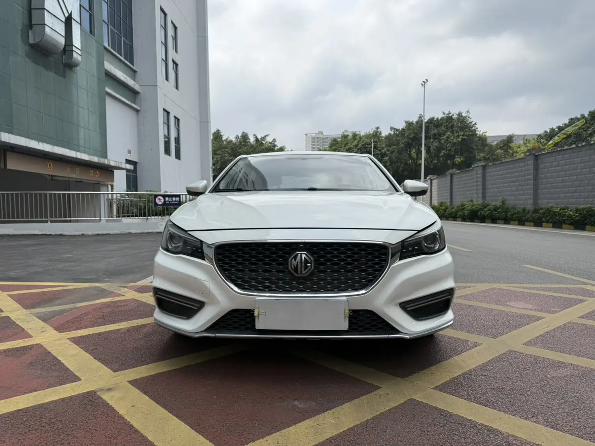 MG 6  из Китая