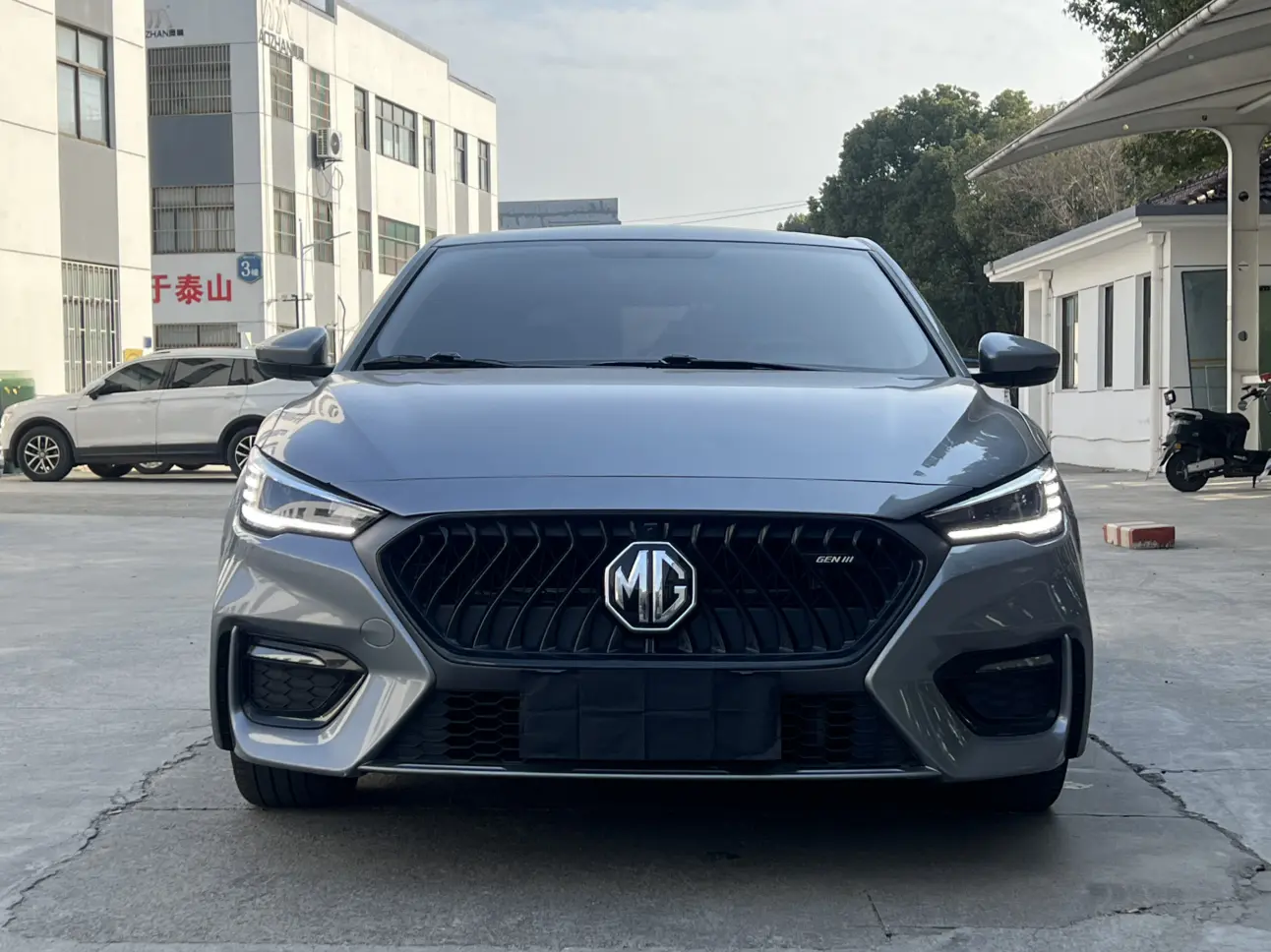 MG 6  из Китая