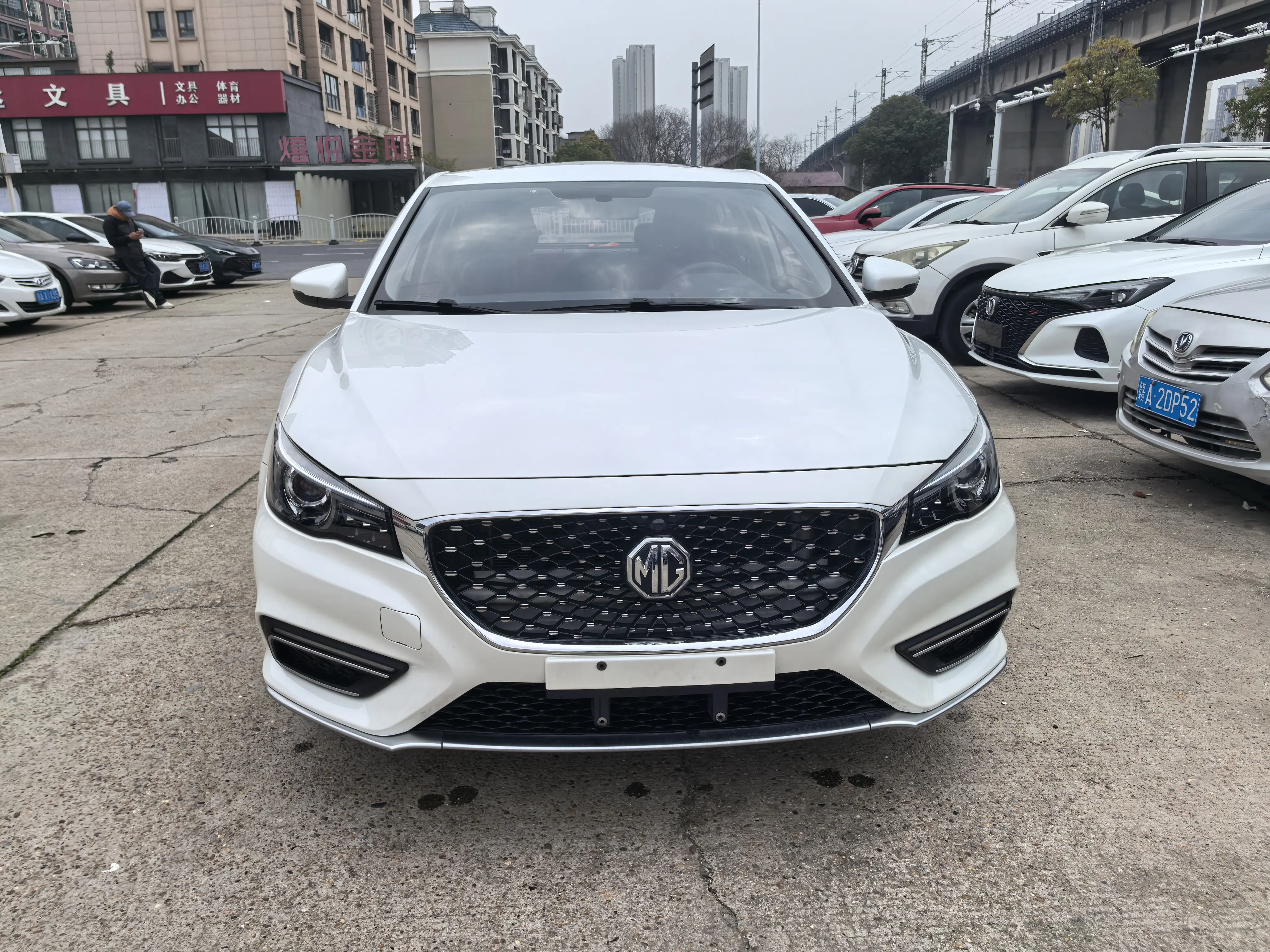 MG 6  из Китая