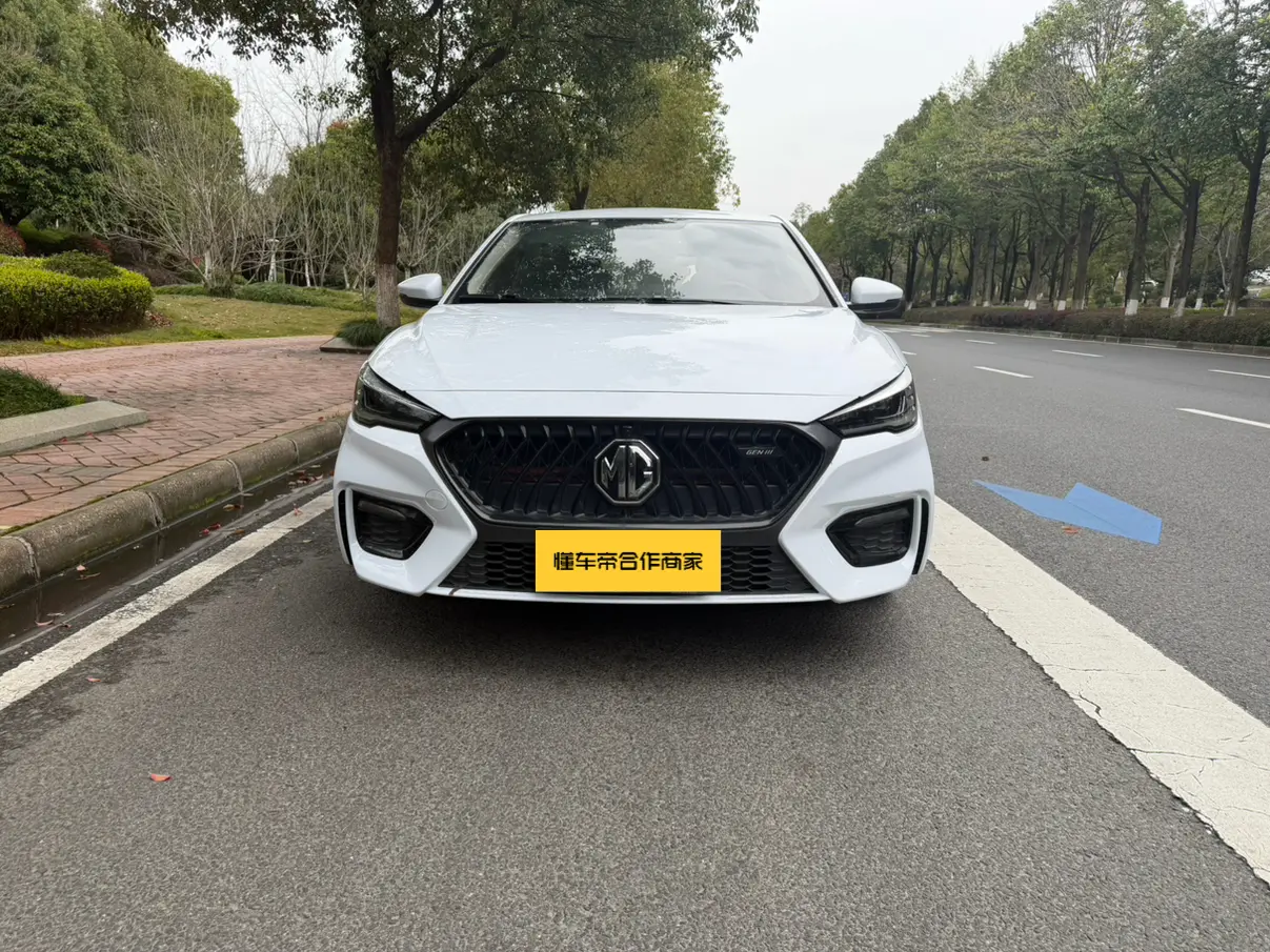 MG 6  из Китая