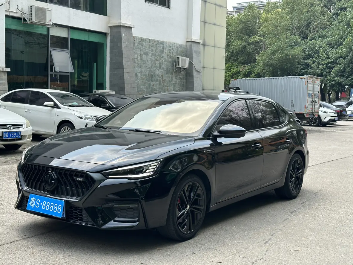 MG 6  из Китая