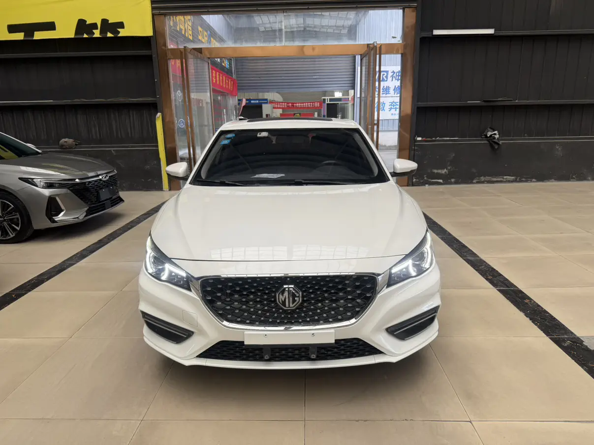 MG 6  из Китая