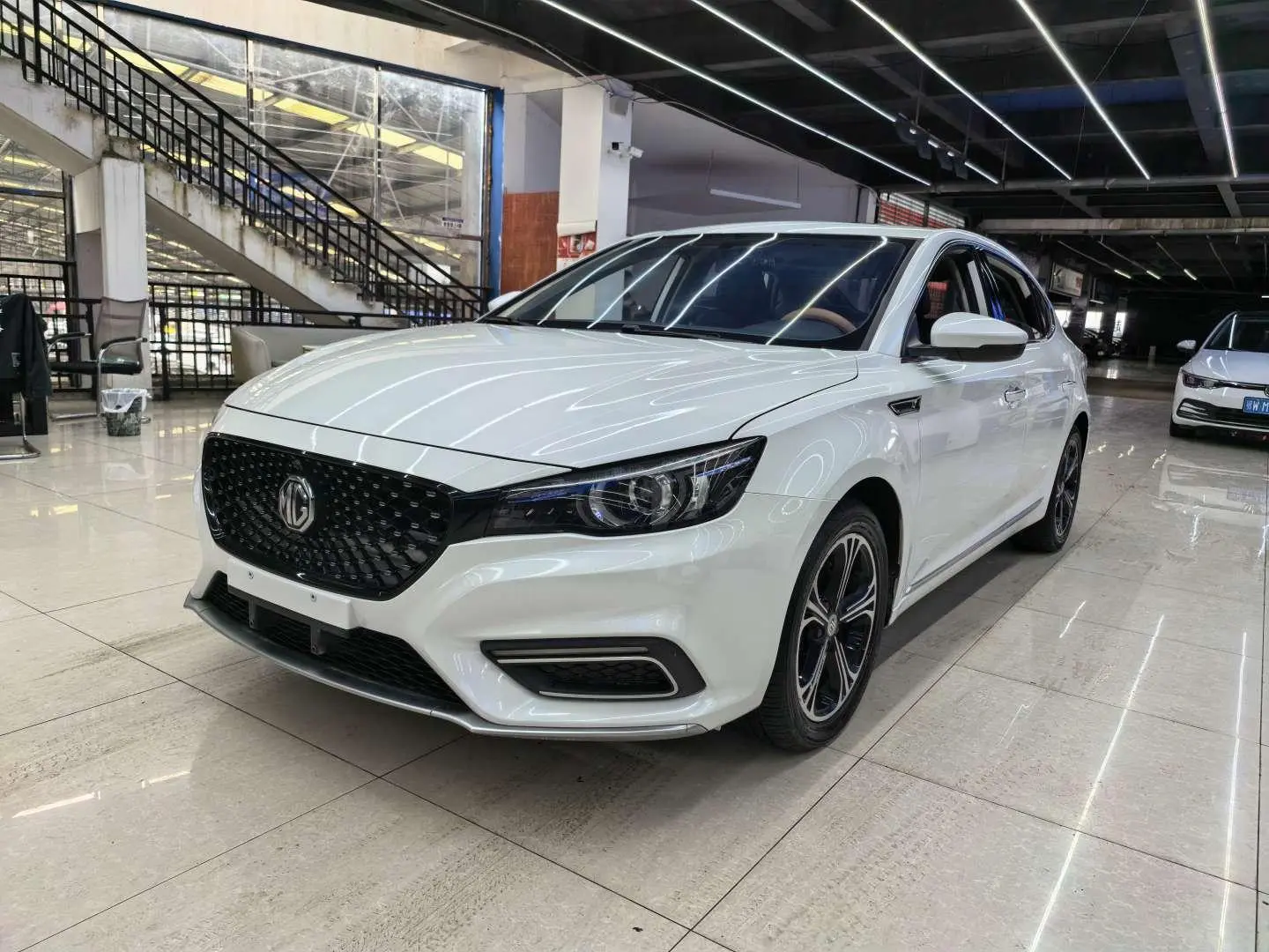 MG 6  из Китая