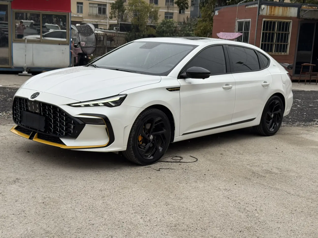MG 6  из Китая