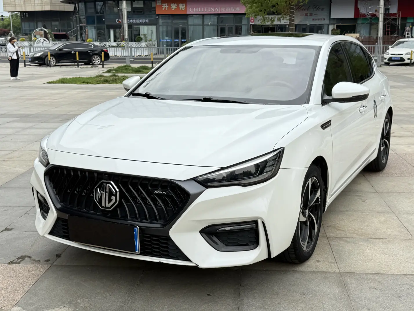 MG 6  из Китая