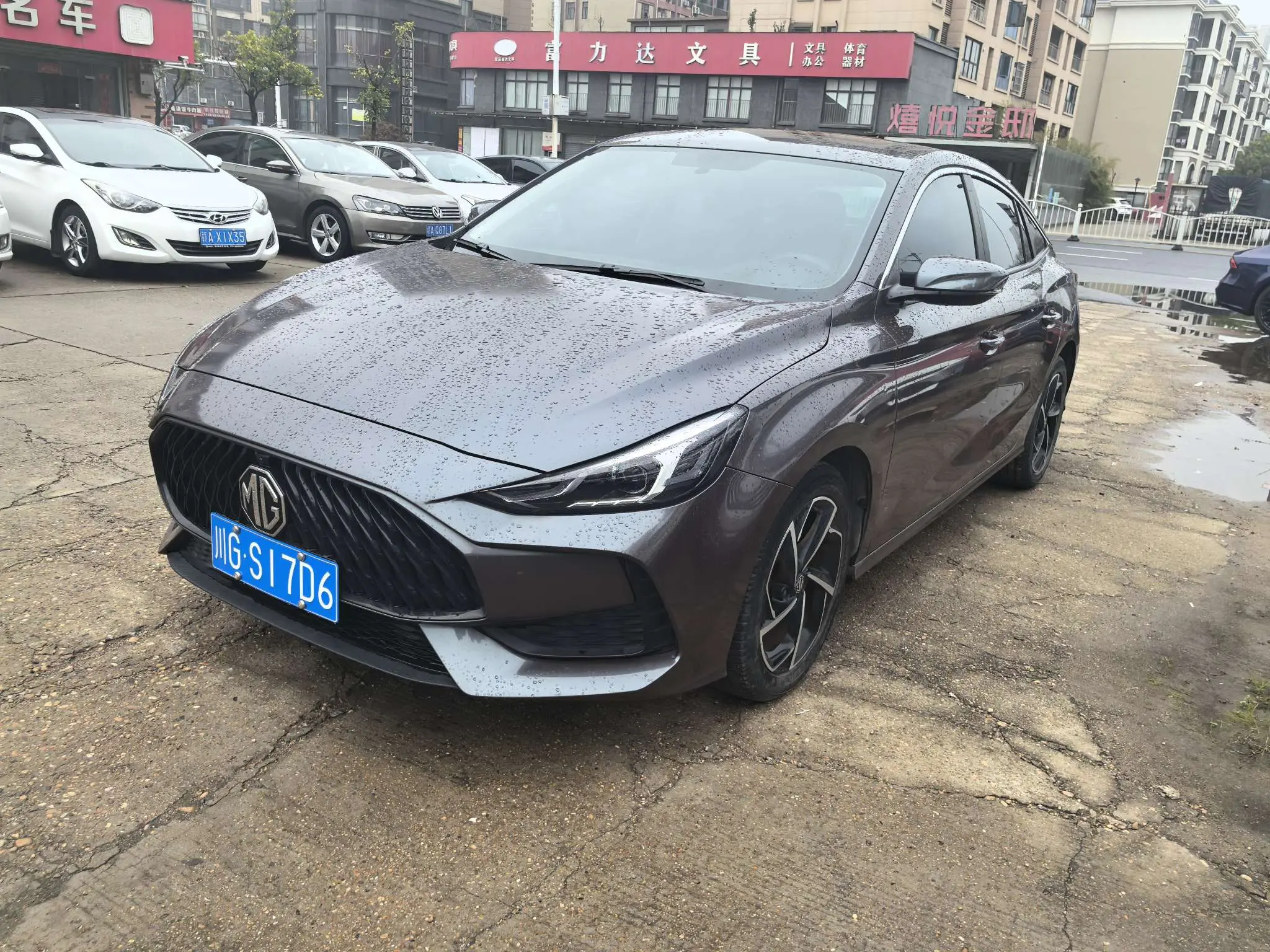 MG 5  из Китая