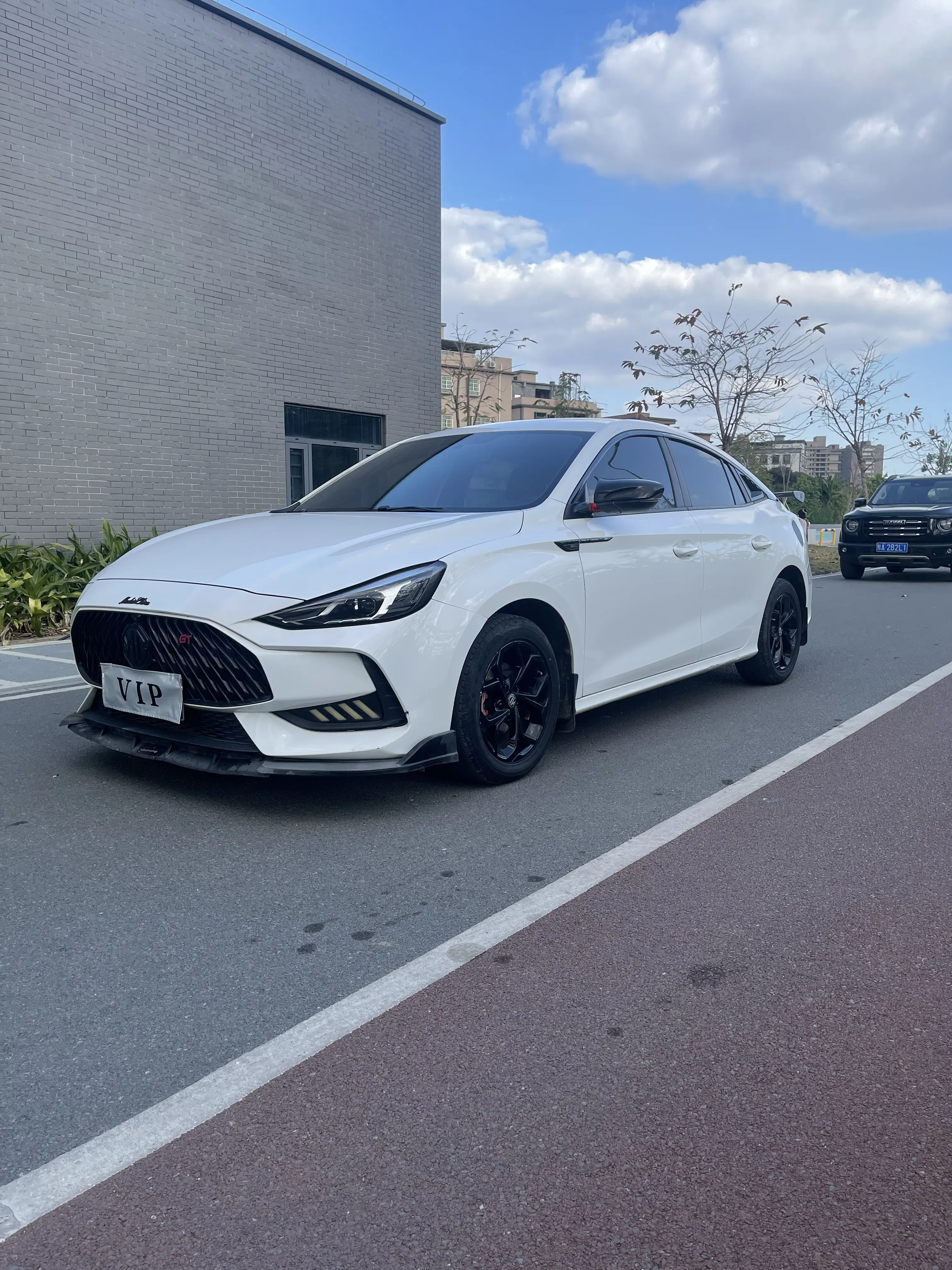 MG 5