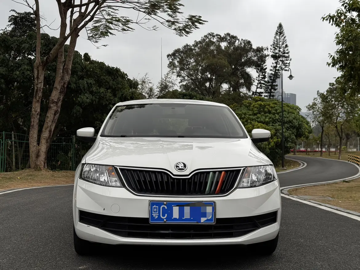 Skoda Xin Dong  из Китая