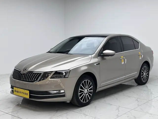 Skoda Octavia  из Китая