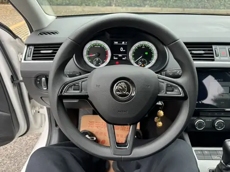 catalog-car-19