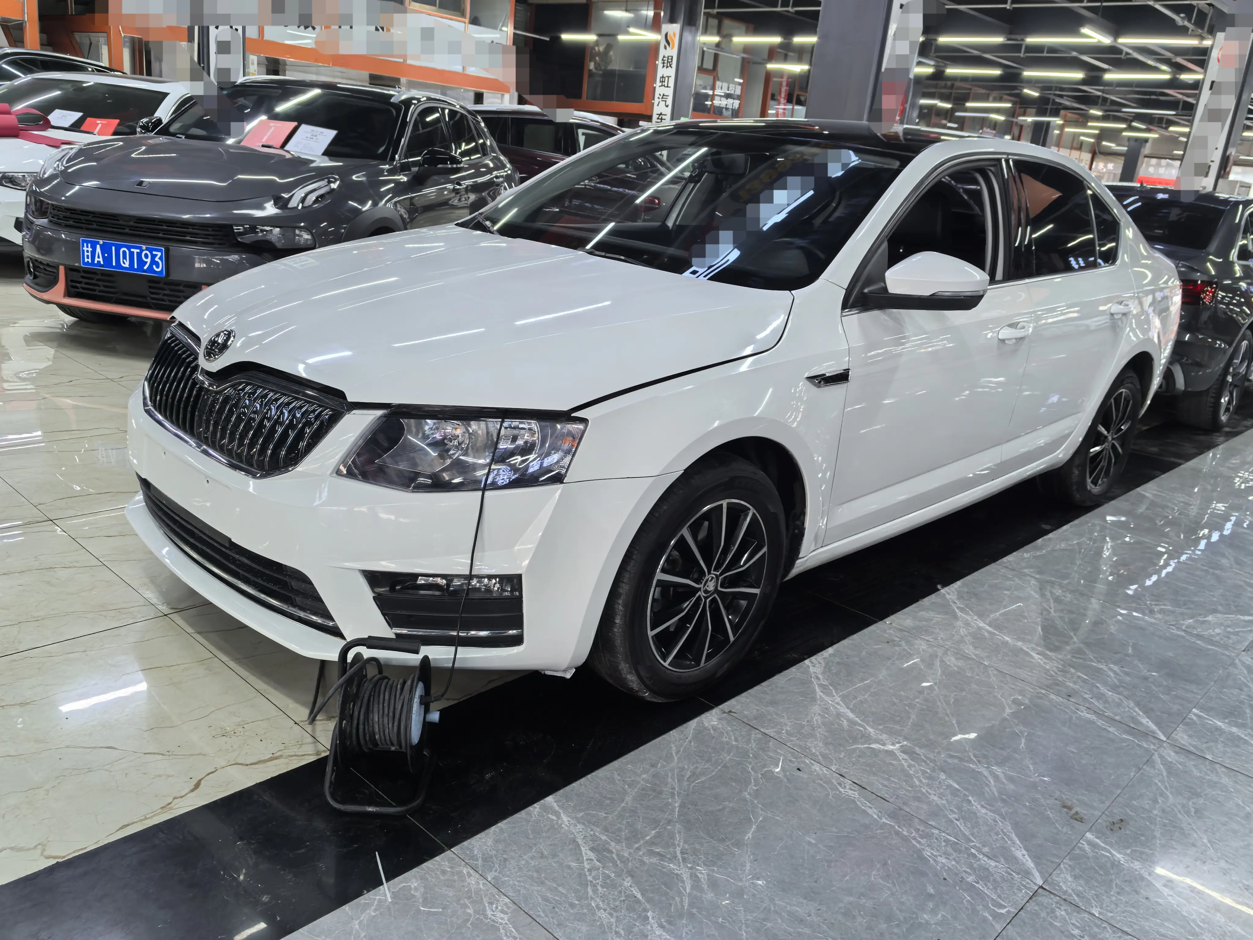 Skoda Octavia  из Китая