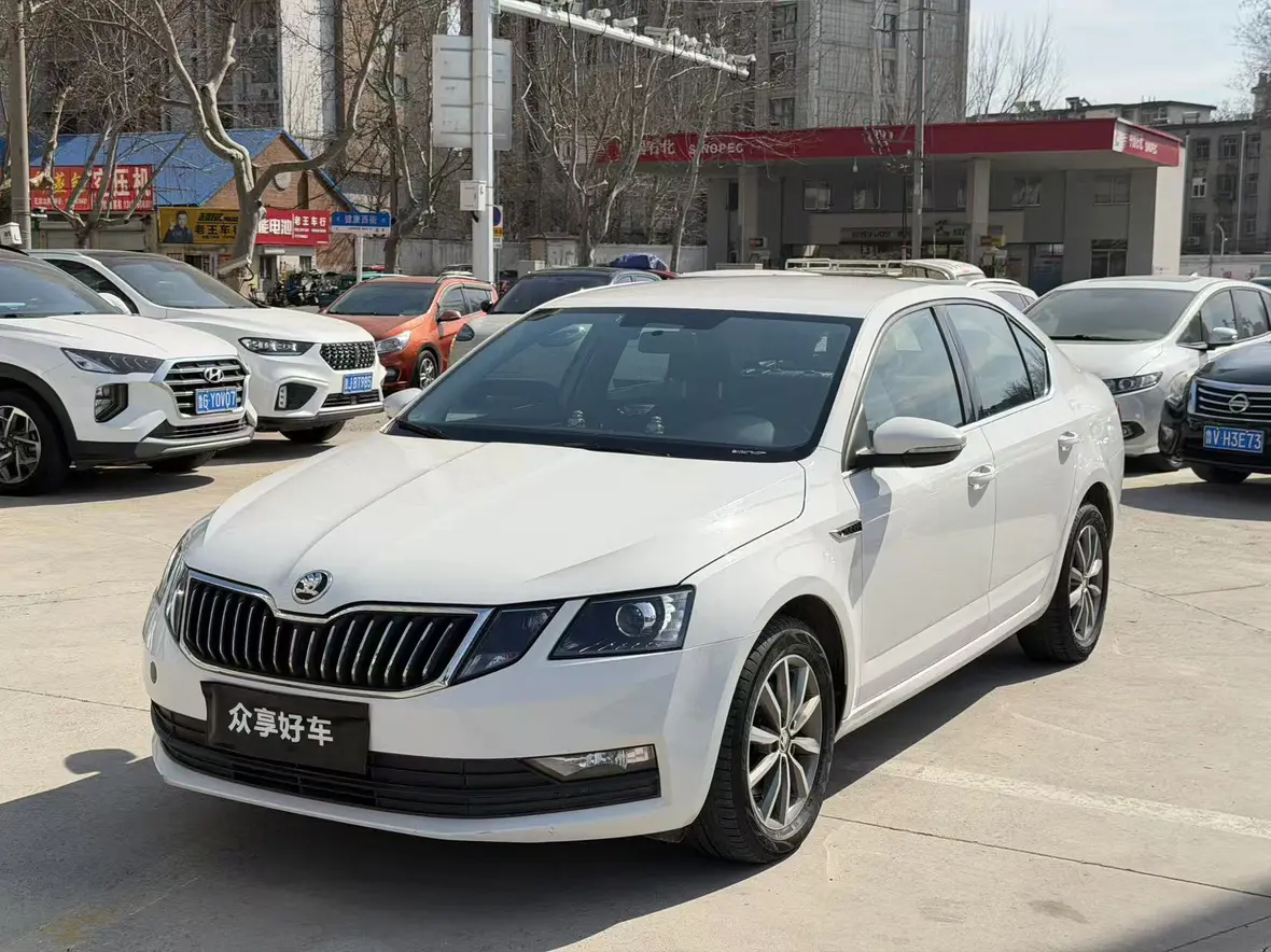 Skoda Octavia  из Китая