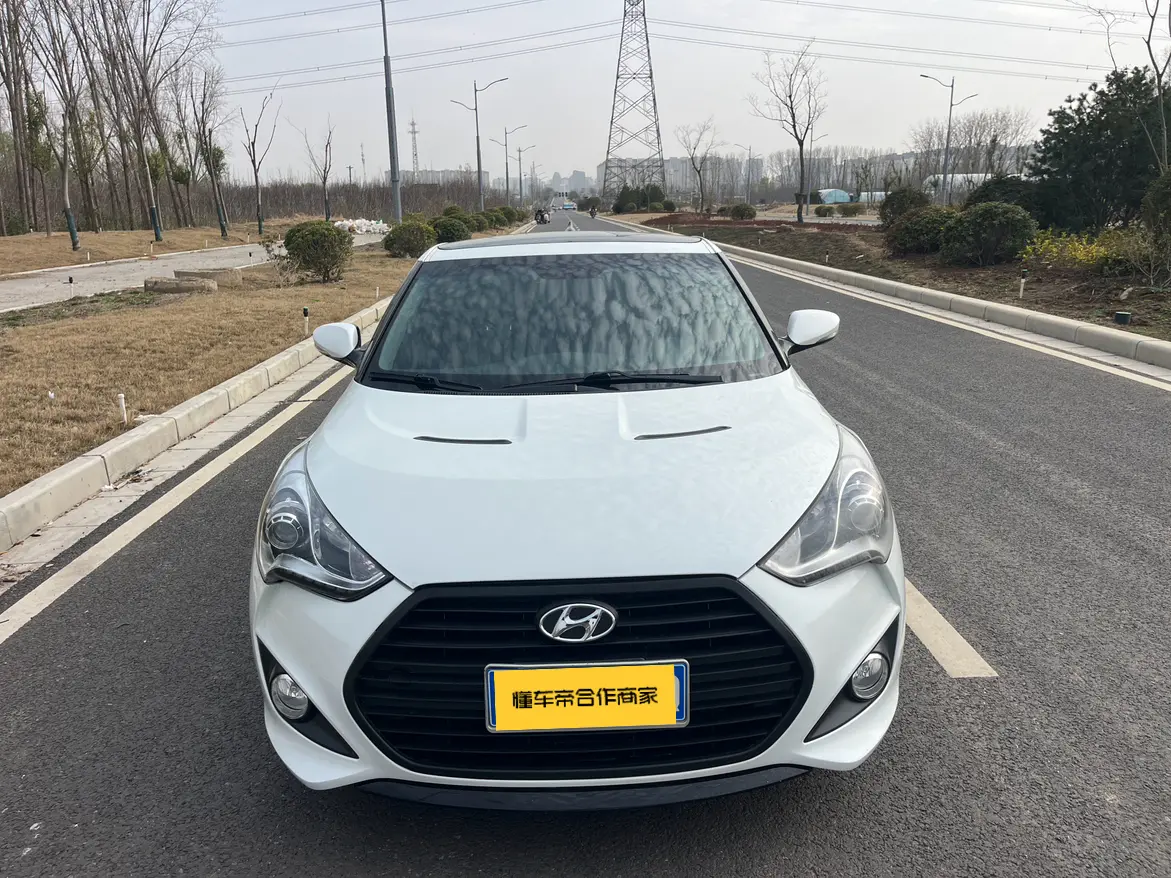Hyundai Veloster  из Китая