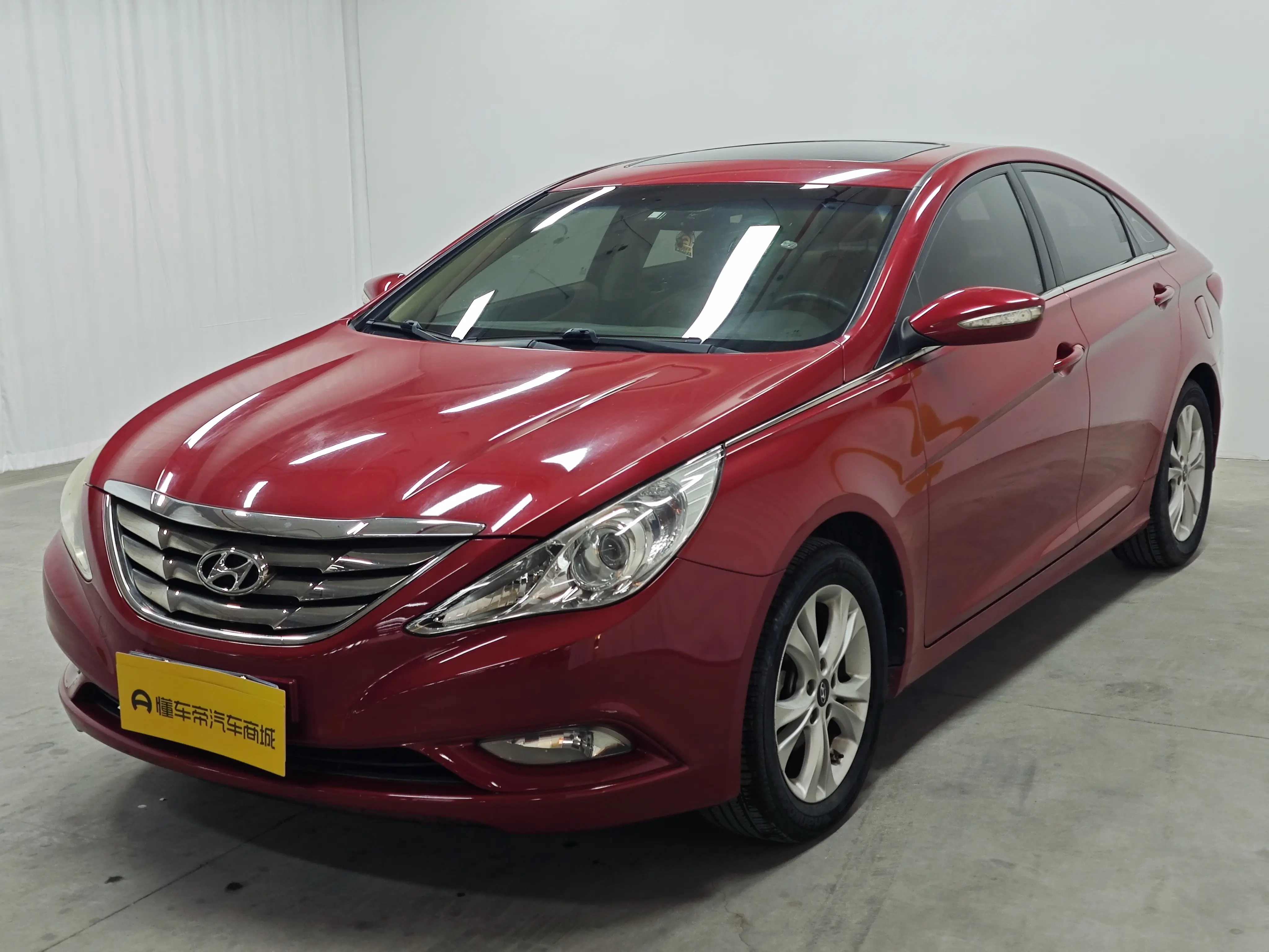 Hyundai Sonata eight