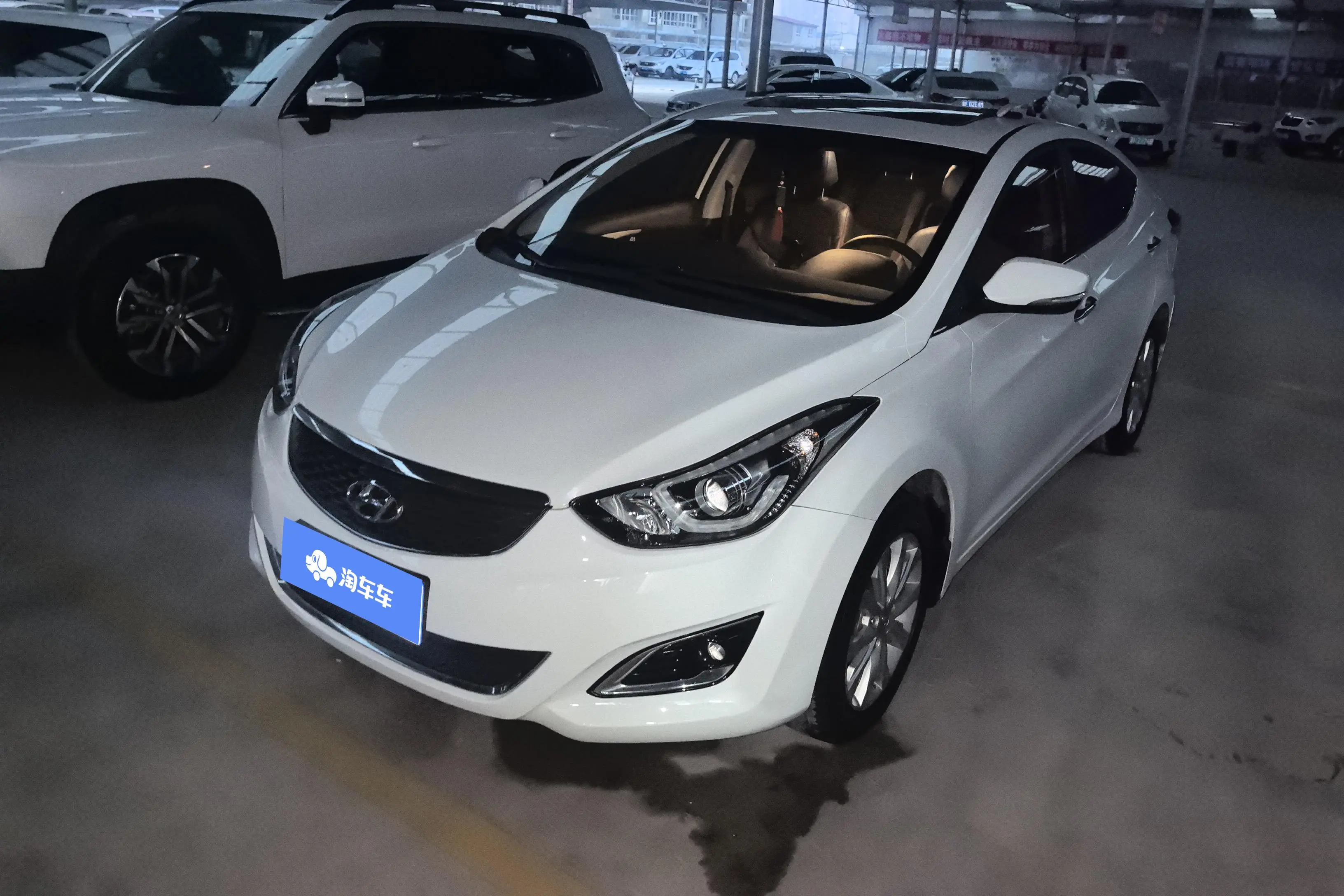 Hyundai Elantra  из Китая