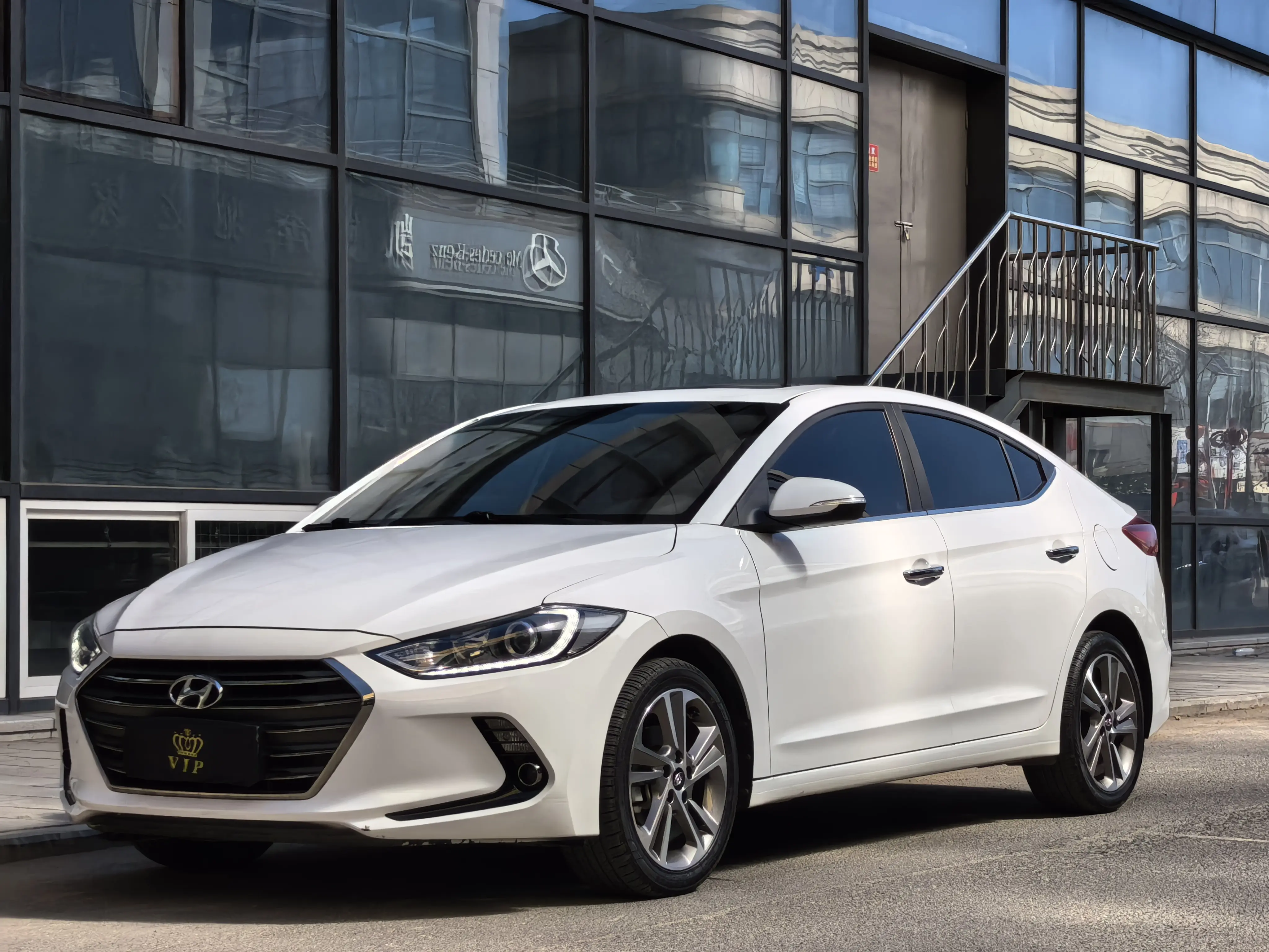 Hyundai Lead