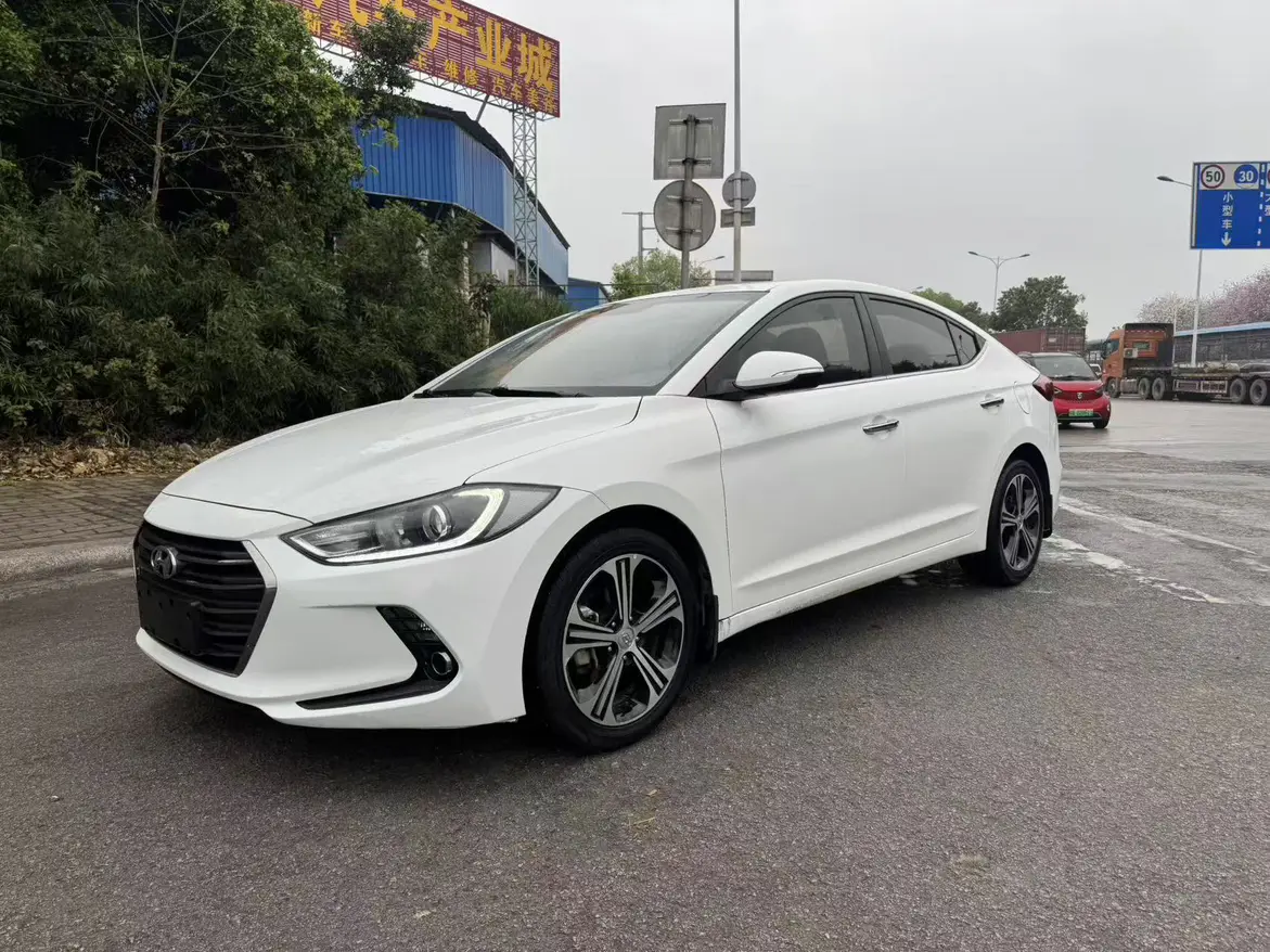Hyundai Lead