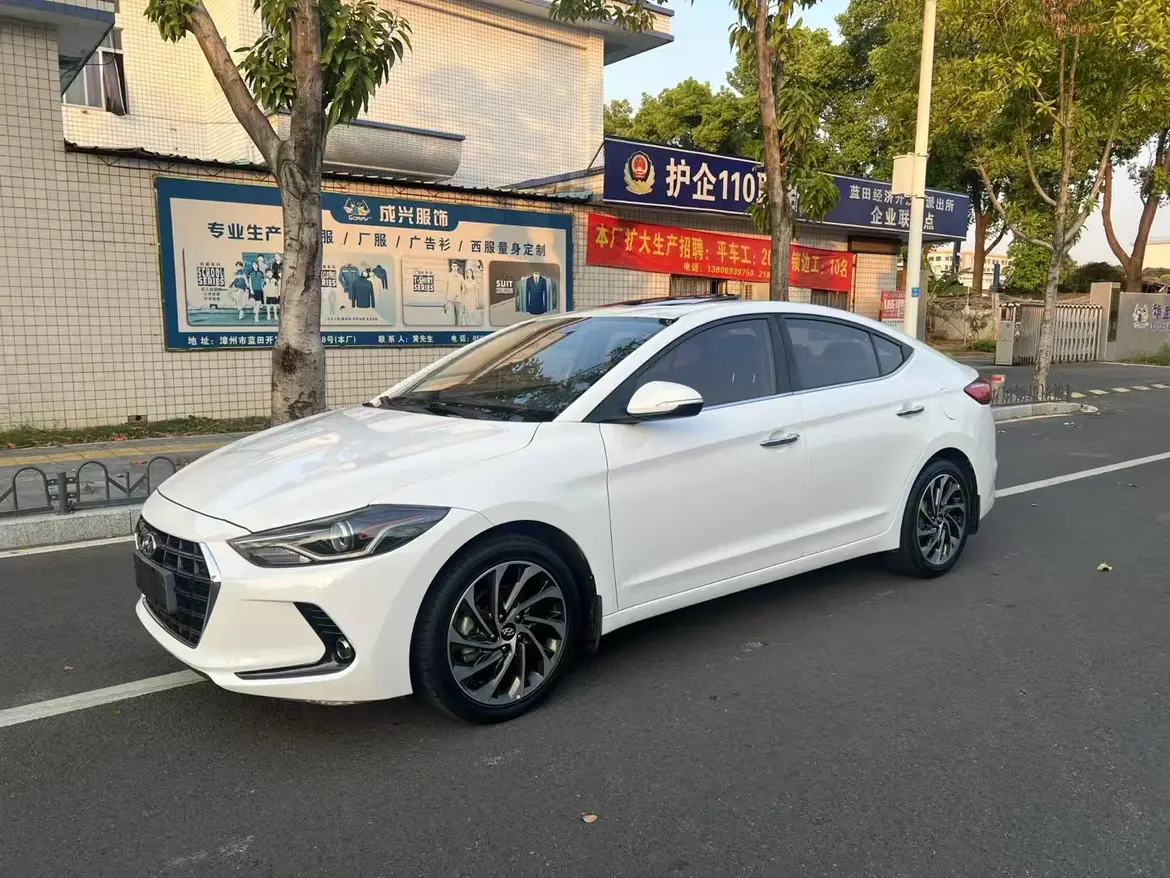 Hyundai Lead
