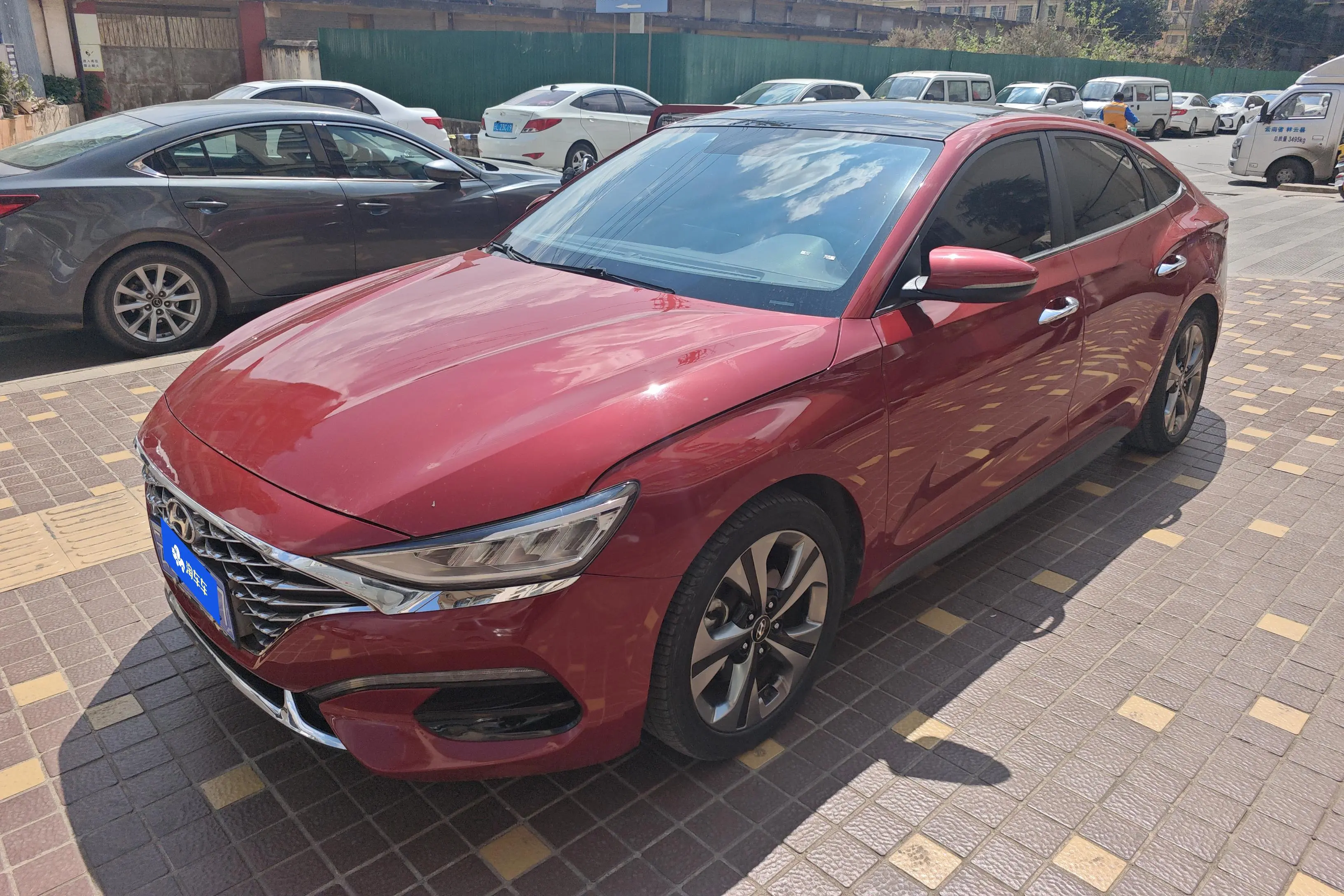 Hyundai Lafesta