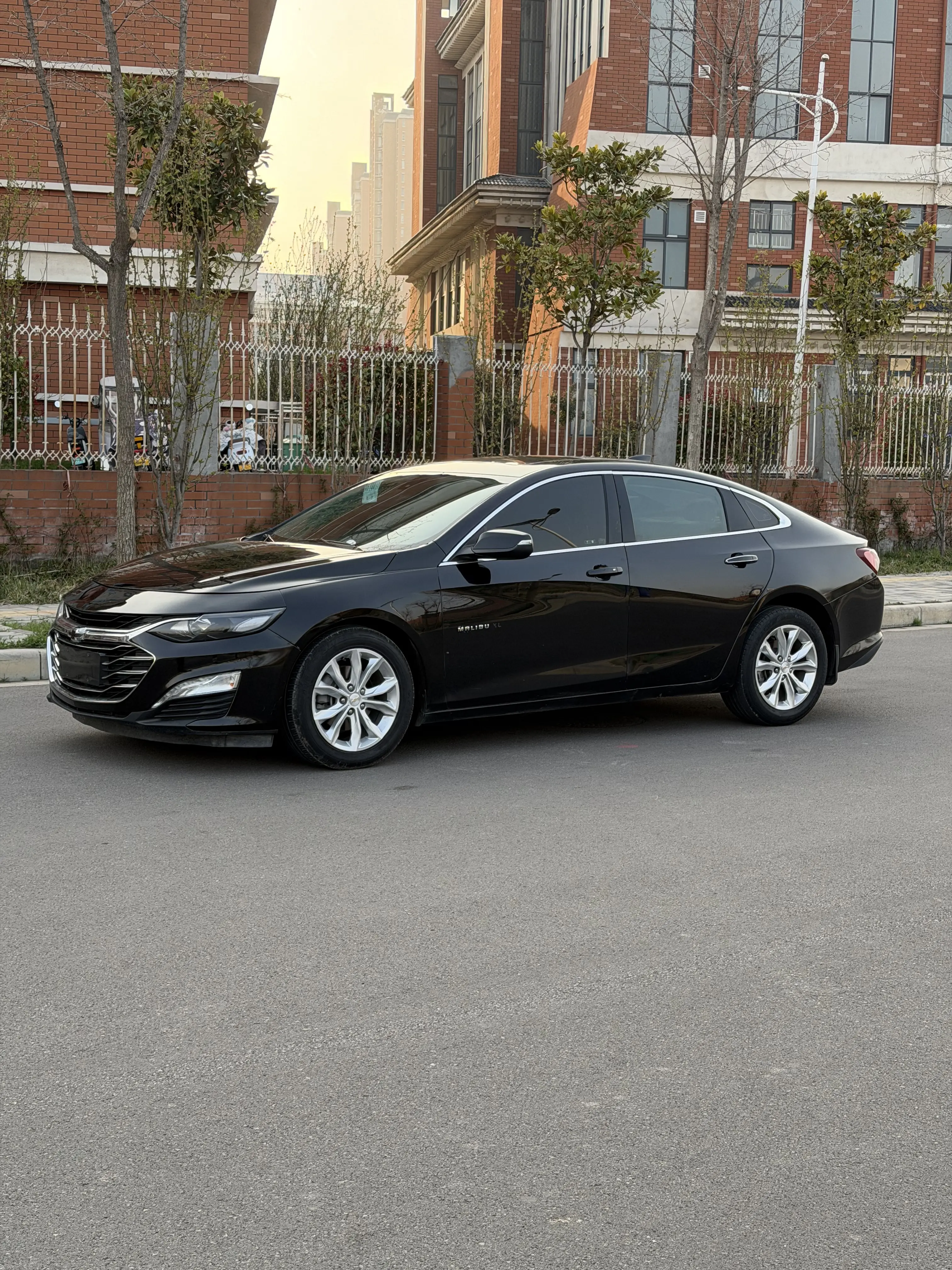 Chevrolet Malibu XL