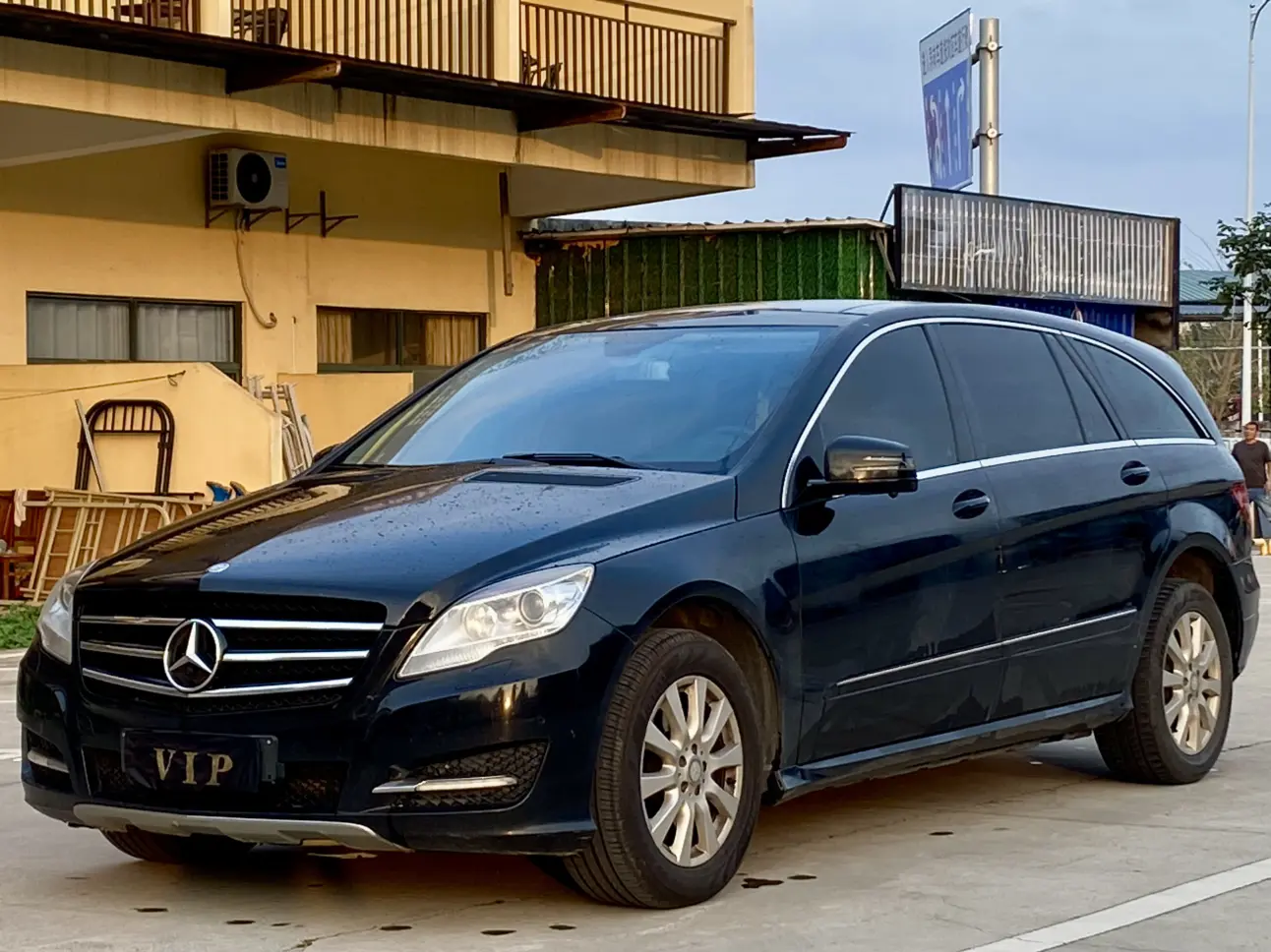 Mercedes-Benz R-Class