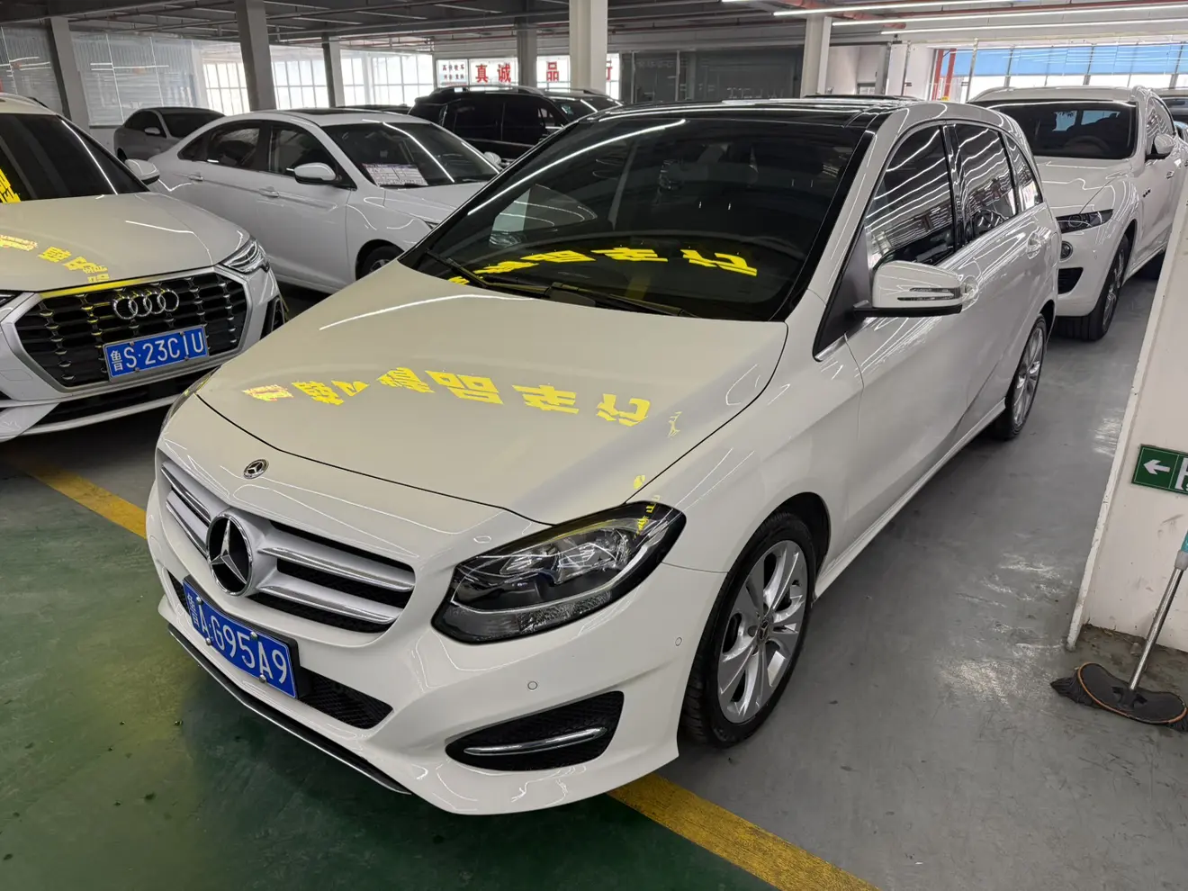 Mercedes-Benz Mercedes Benz B Class  из Китая