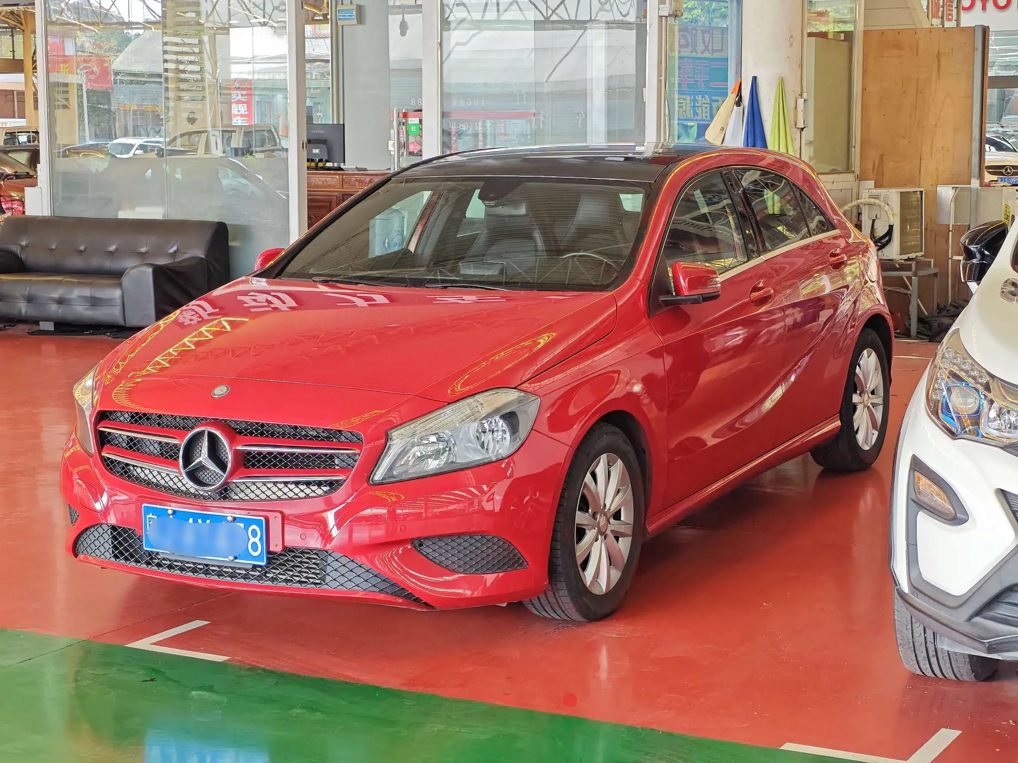 Mercedes-Benz A-Class  из Китая