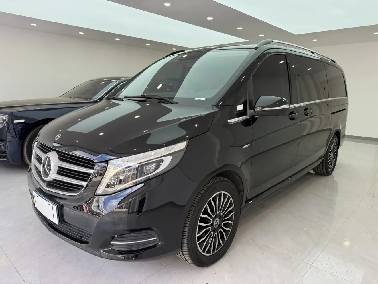 Mercedes-Benz Mercedes Benz V Class