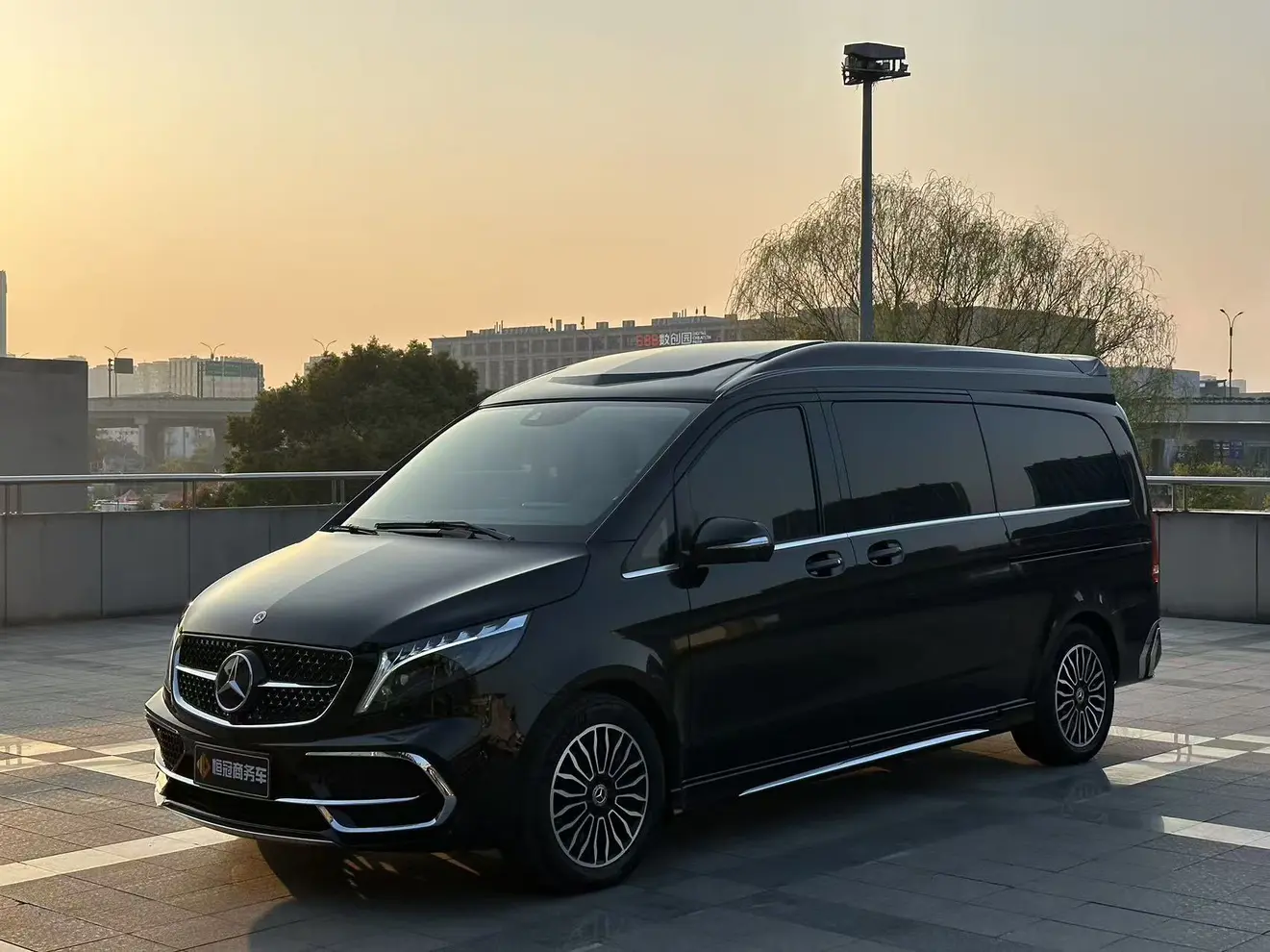 Mercedes-Benz Mercedes Benz V Class
